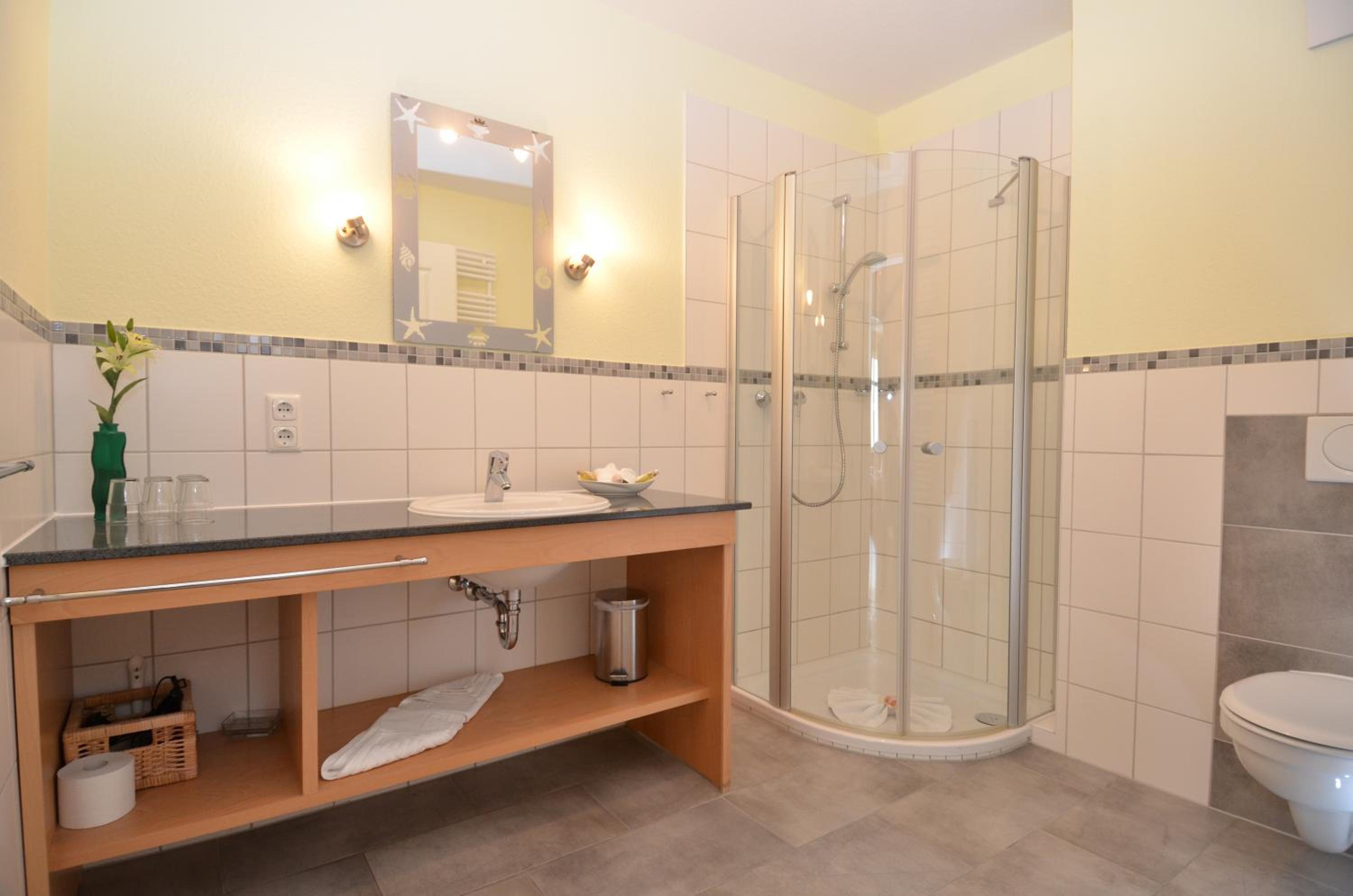 Apartment with Terrace photo 3