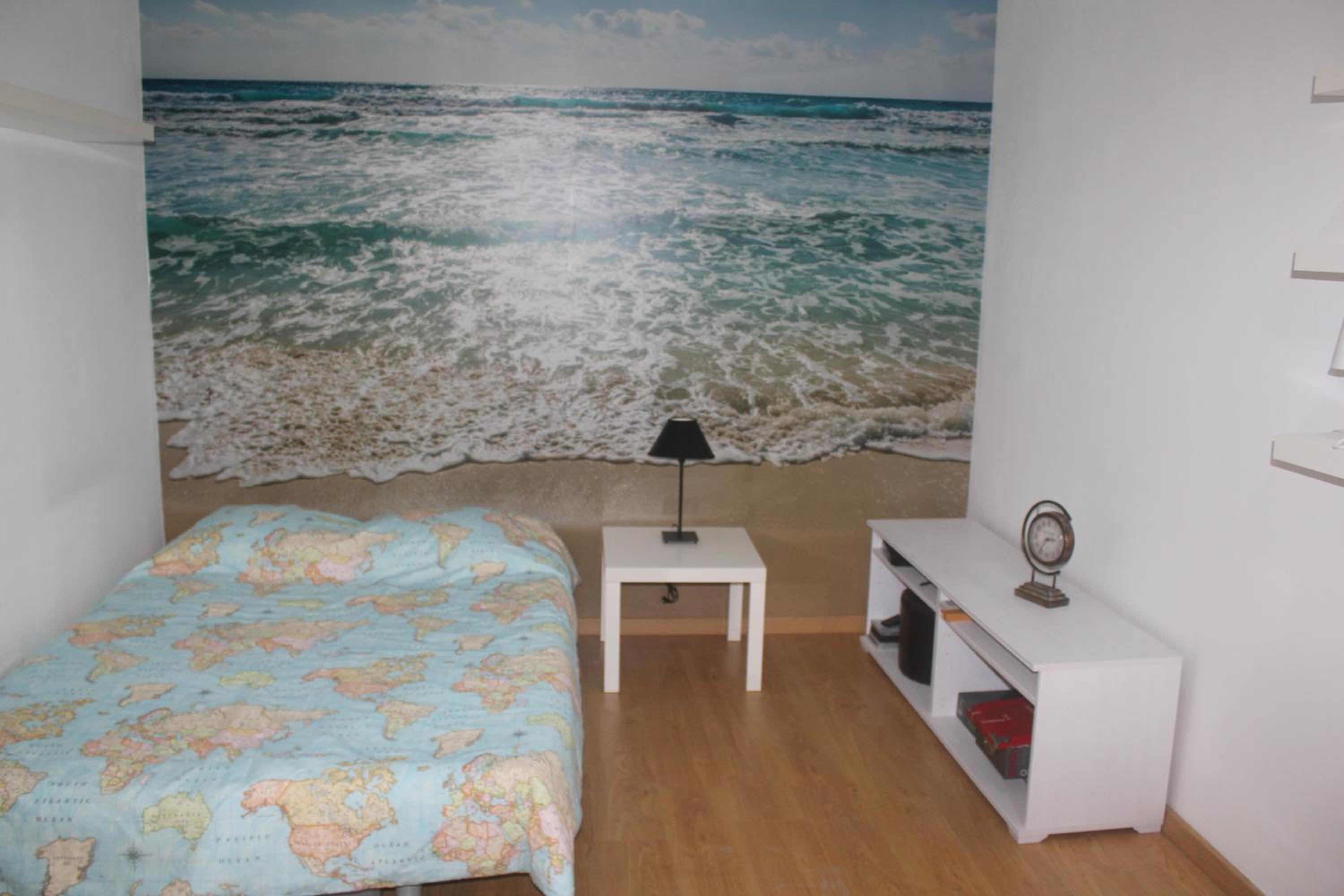 Family Room with Private Bathroom photo 1