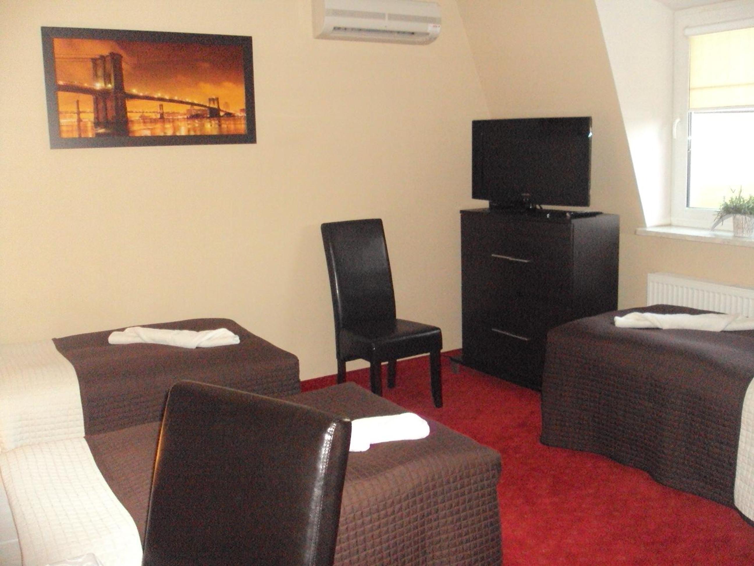 Triple Room - Photo 5