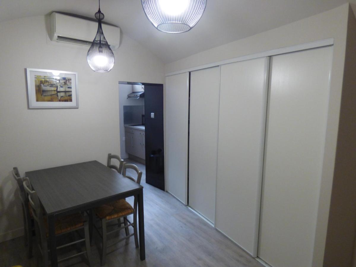 Studio Apartment photo 2