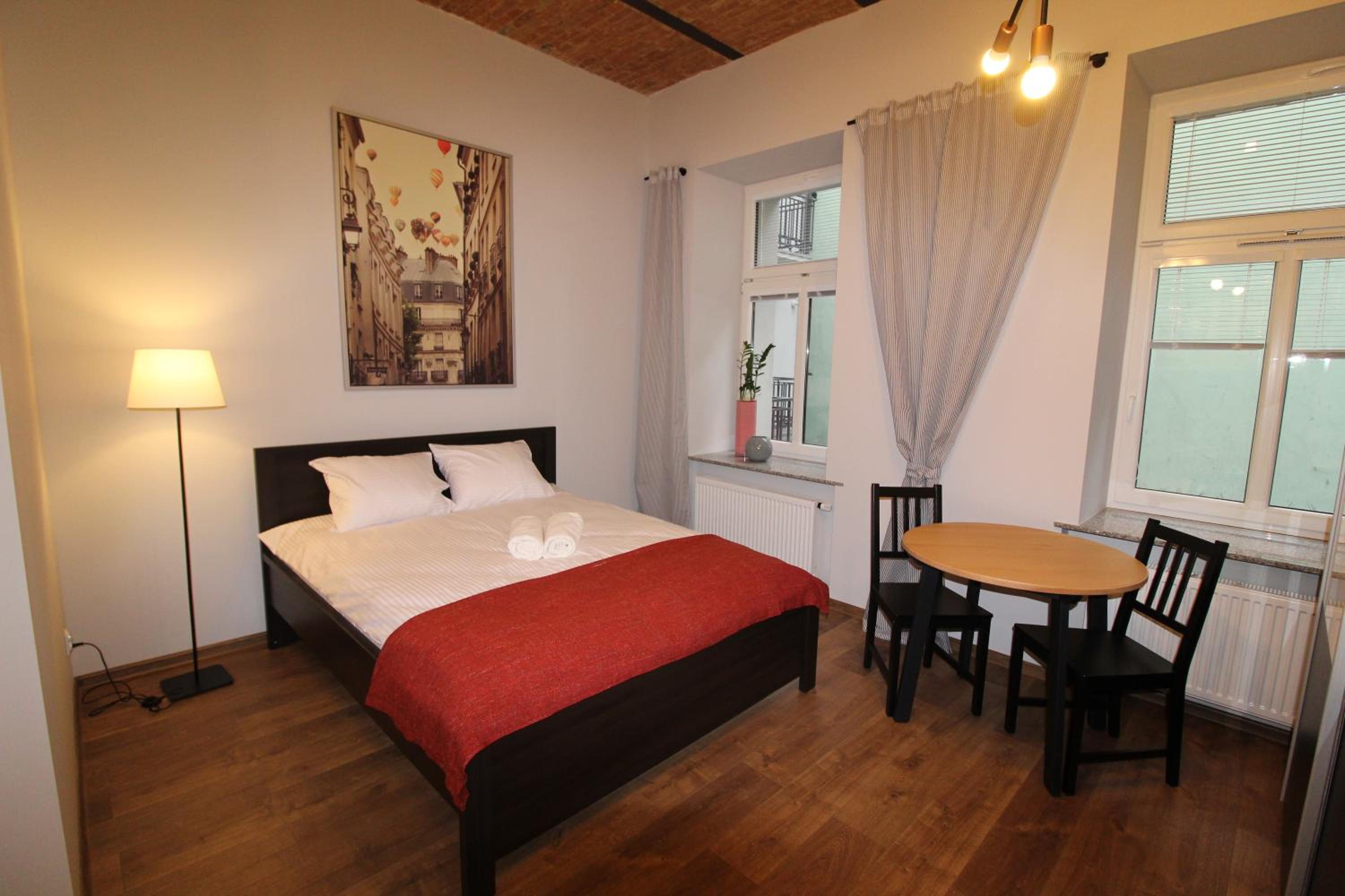 Apartment - Photo 11
