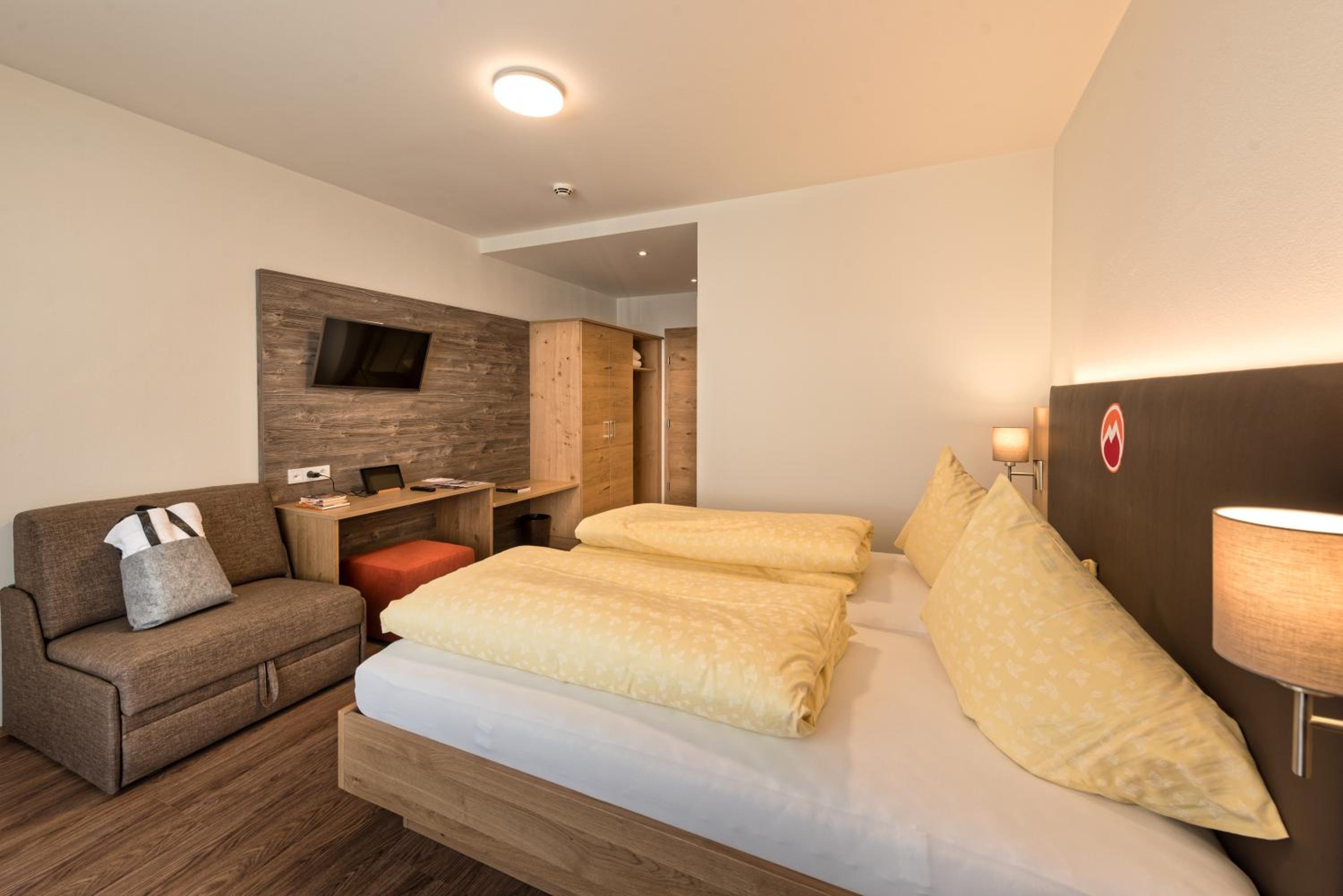 Comfort Double Room with Balcony photo 2