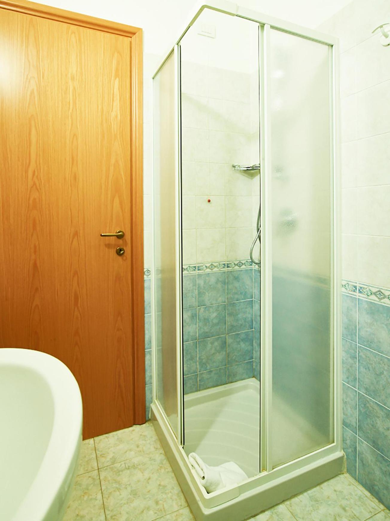 Standard Single Room with Mountain View photo 3