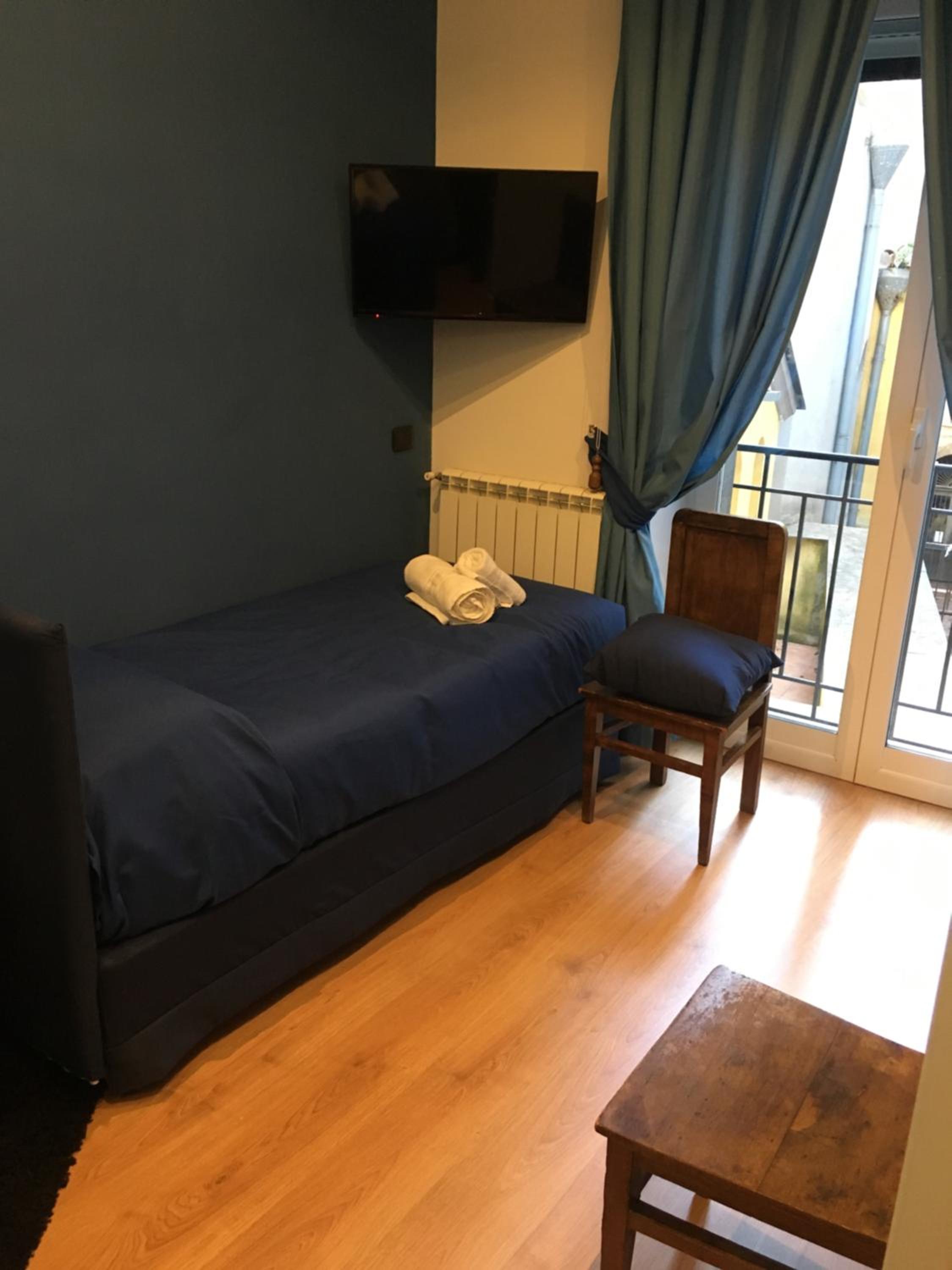 Double Room with Private Bathroom photo 2