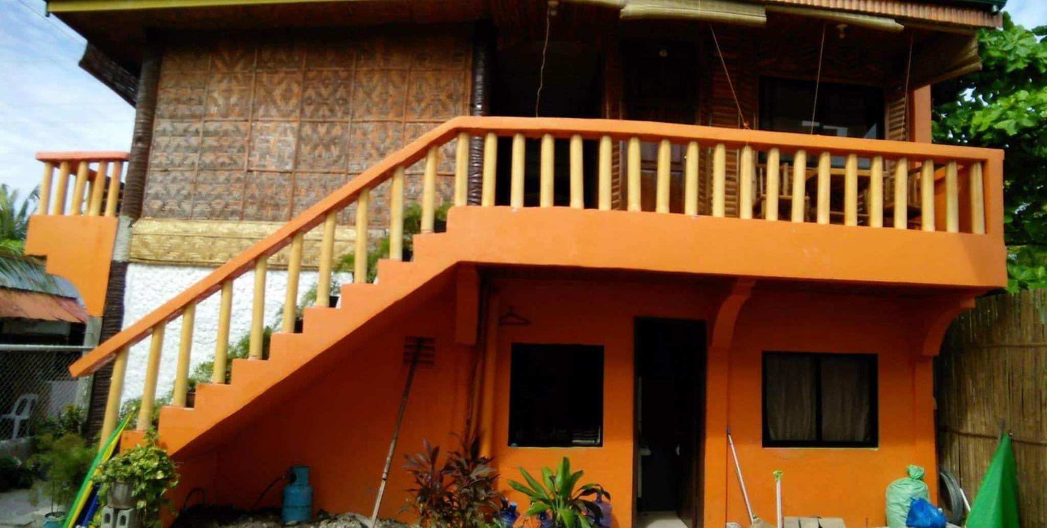 King Room with Balcony - Photo 7