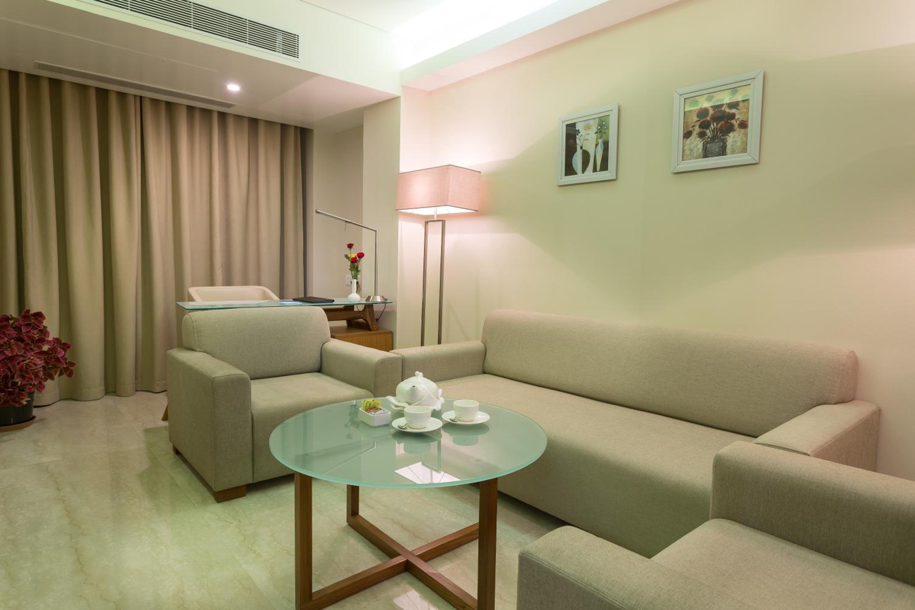 Suite Room