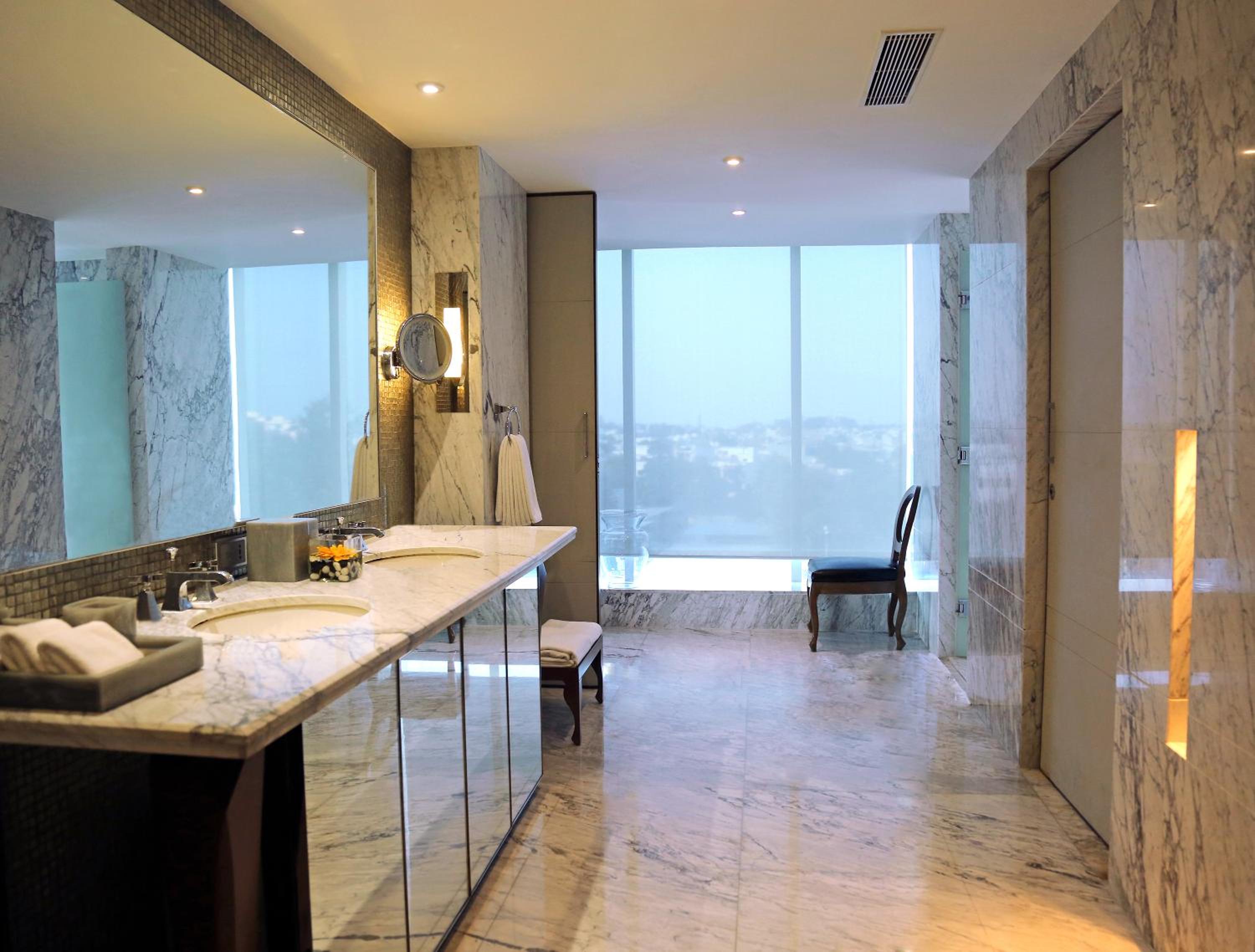Premier Suite photo 3