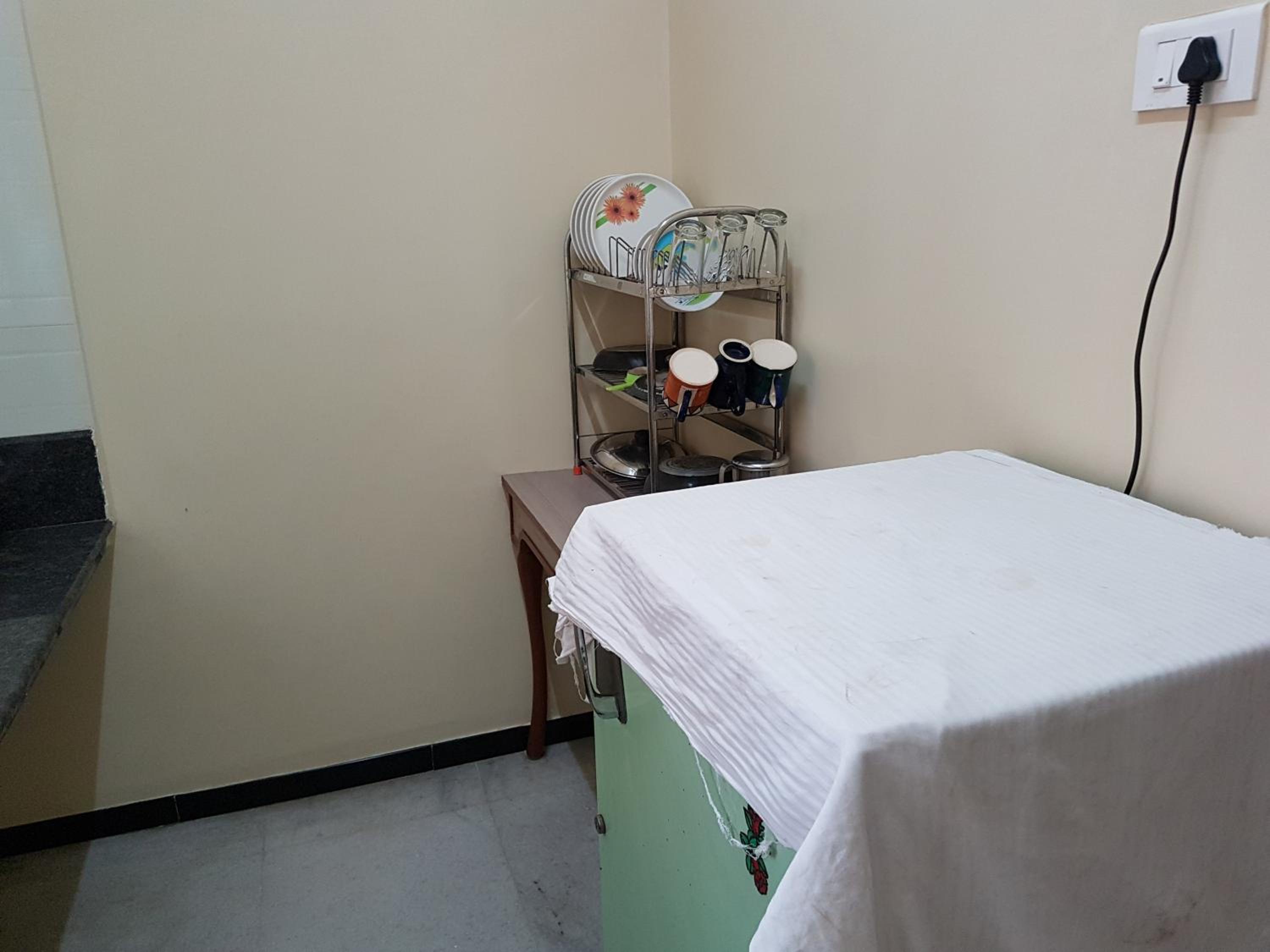 One-Bedroom Apartment - Photo 10