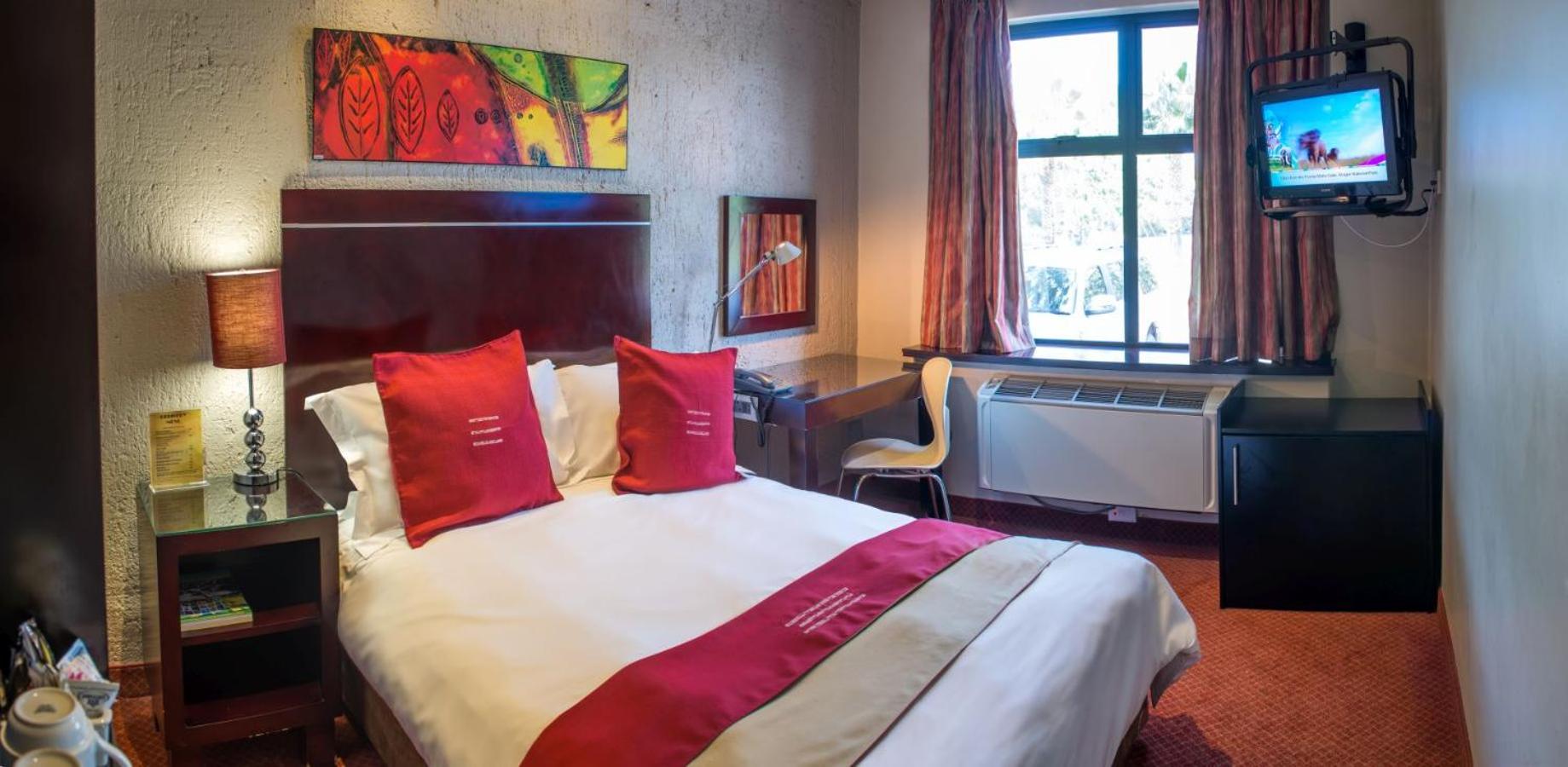 Deluxe King Room photo 3