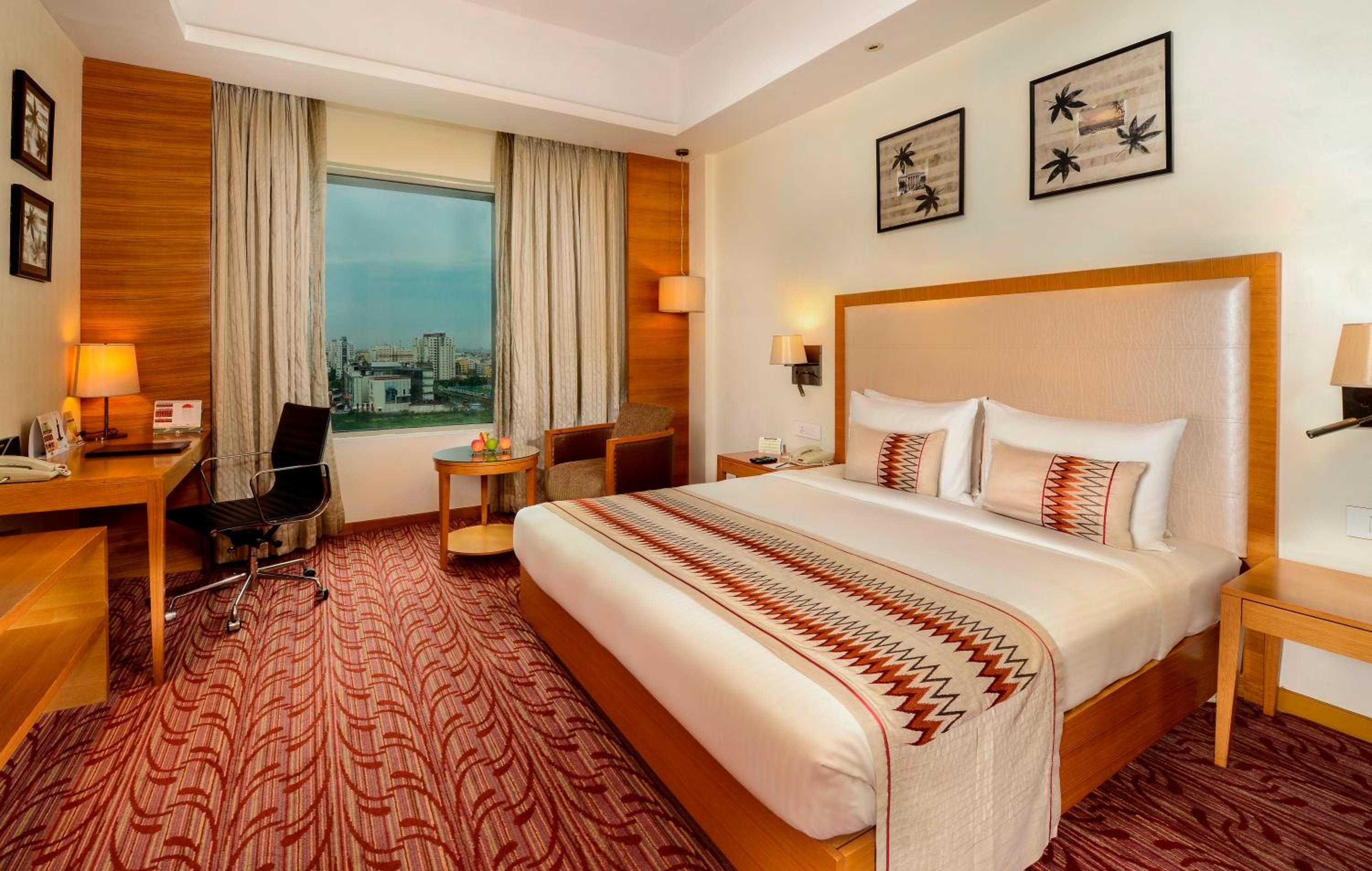 Superior Room with Cocktail Hours (Buy 2 get 1 Free) from 17:00 - 19:00 hrs
