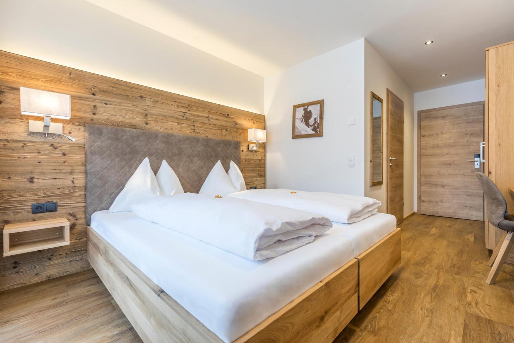 Double Room with Balcony photo 3