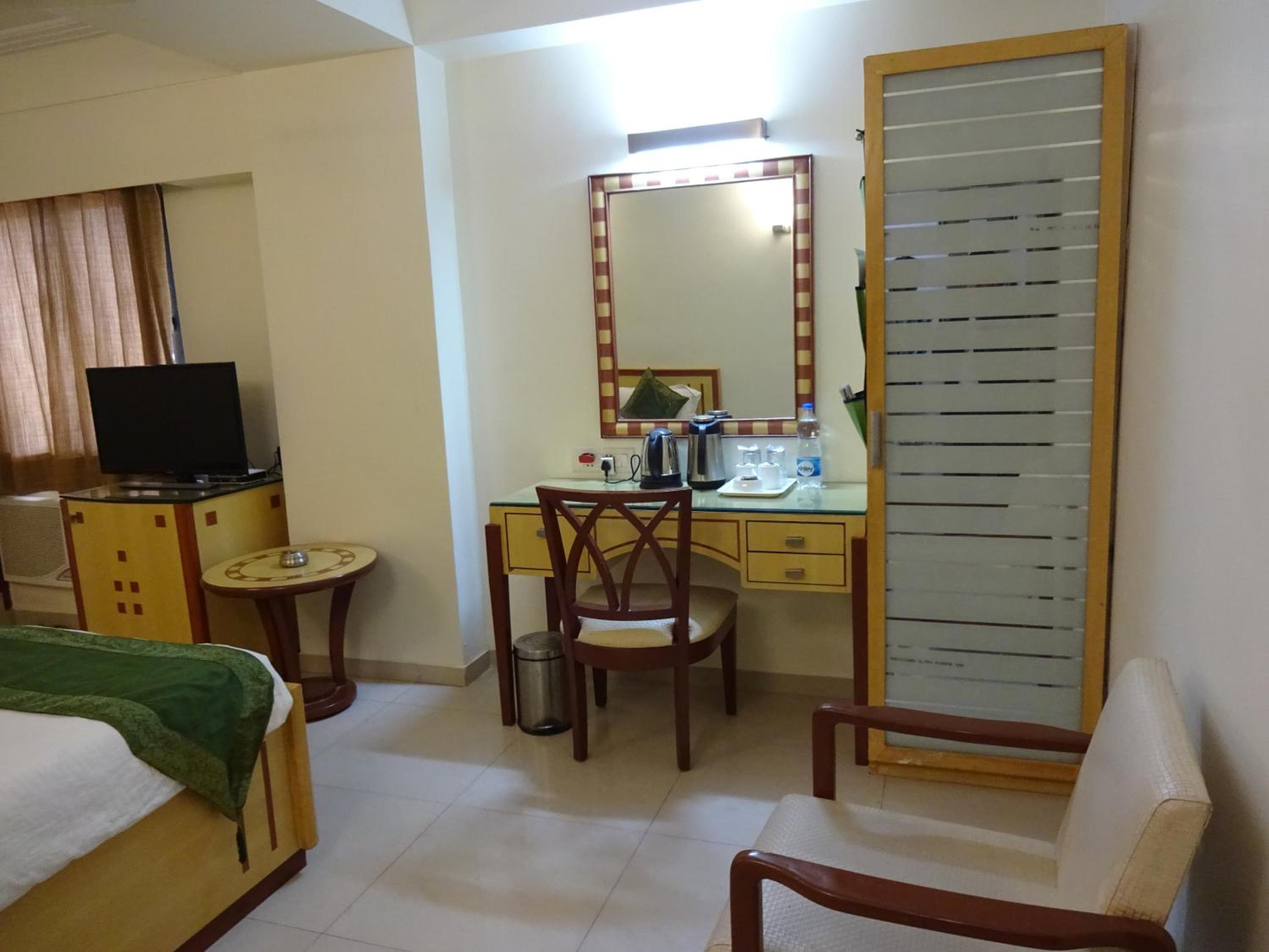 Deluxe Double Room photo 3