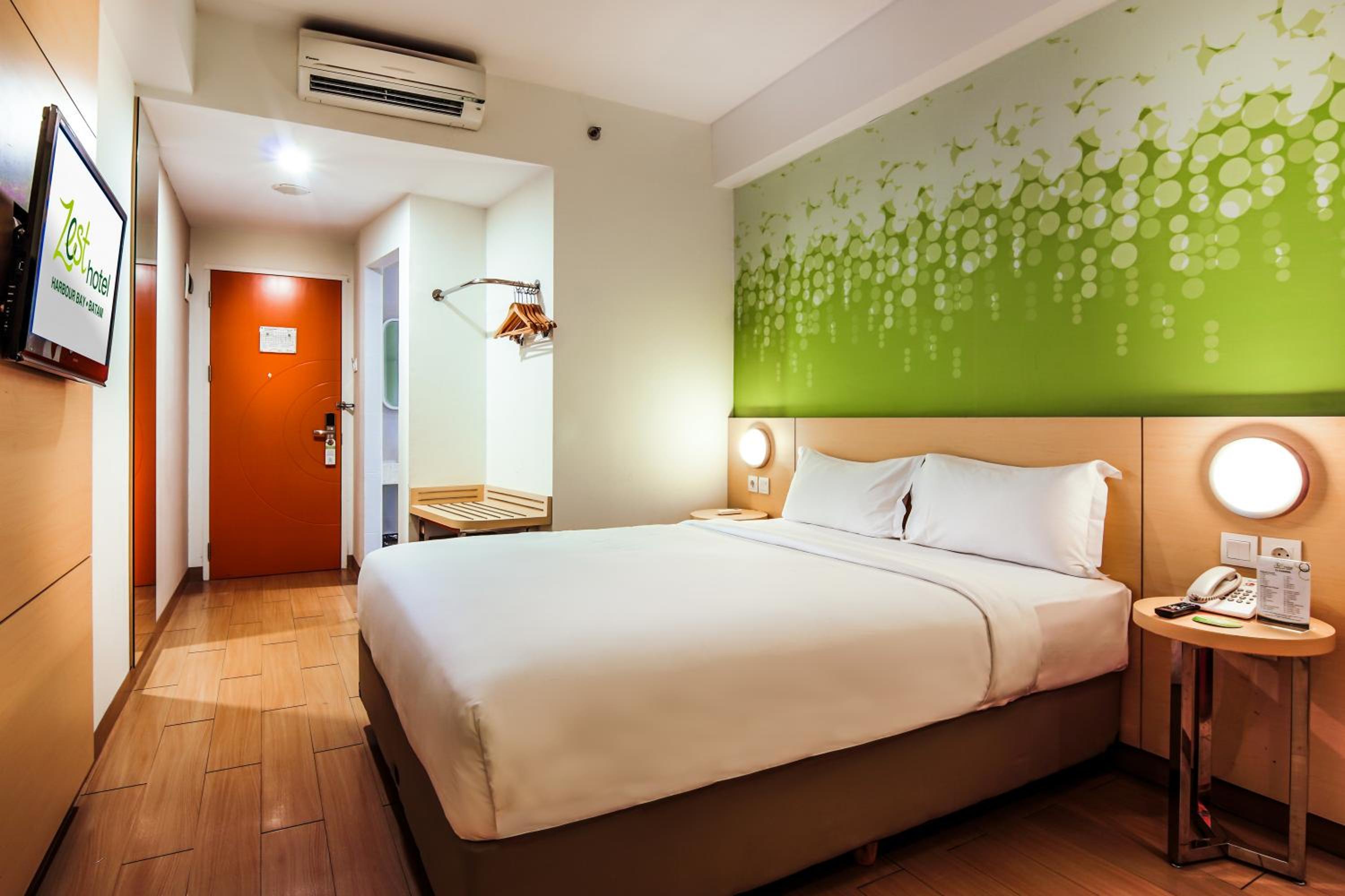 Zest Queen Room - Photo 1