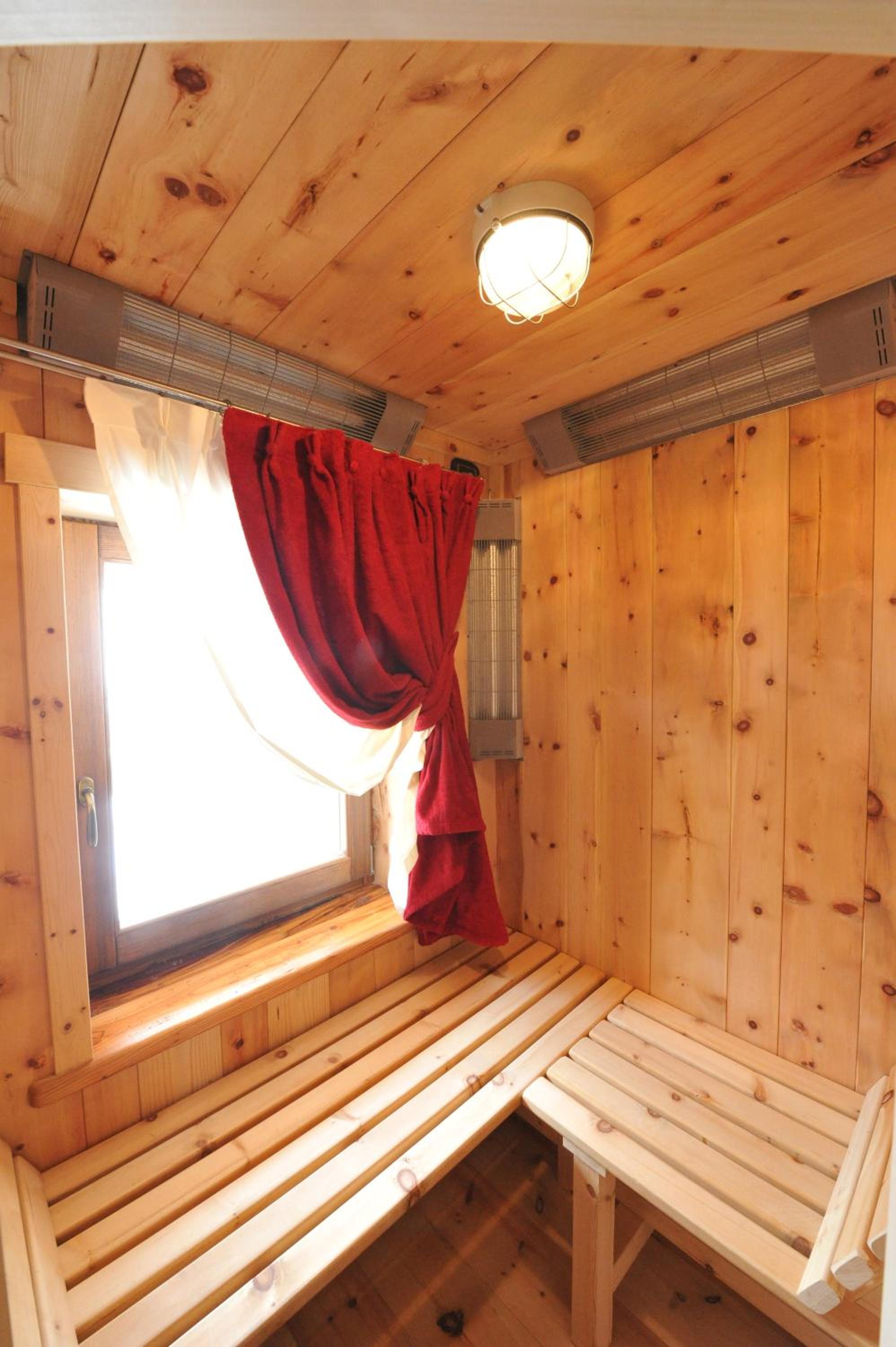 Superior Double or Twin Room with Balcony - Photo 4