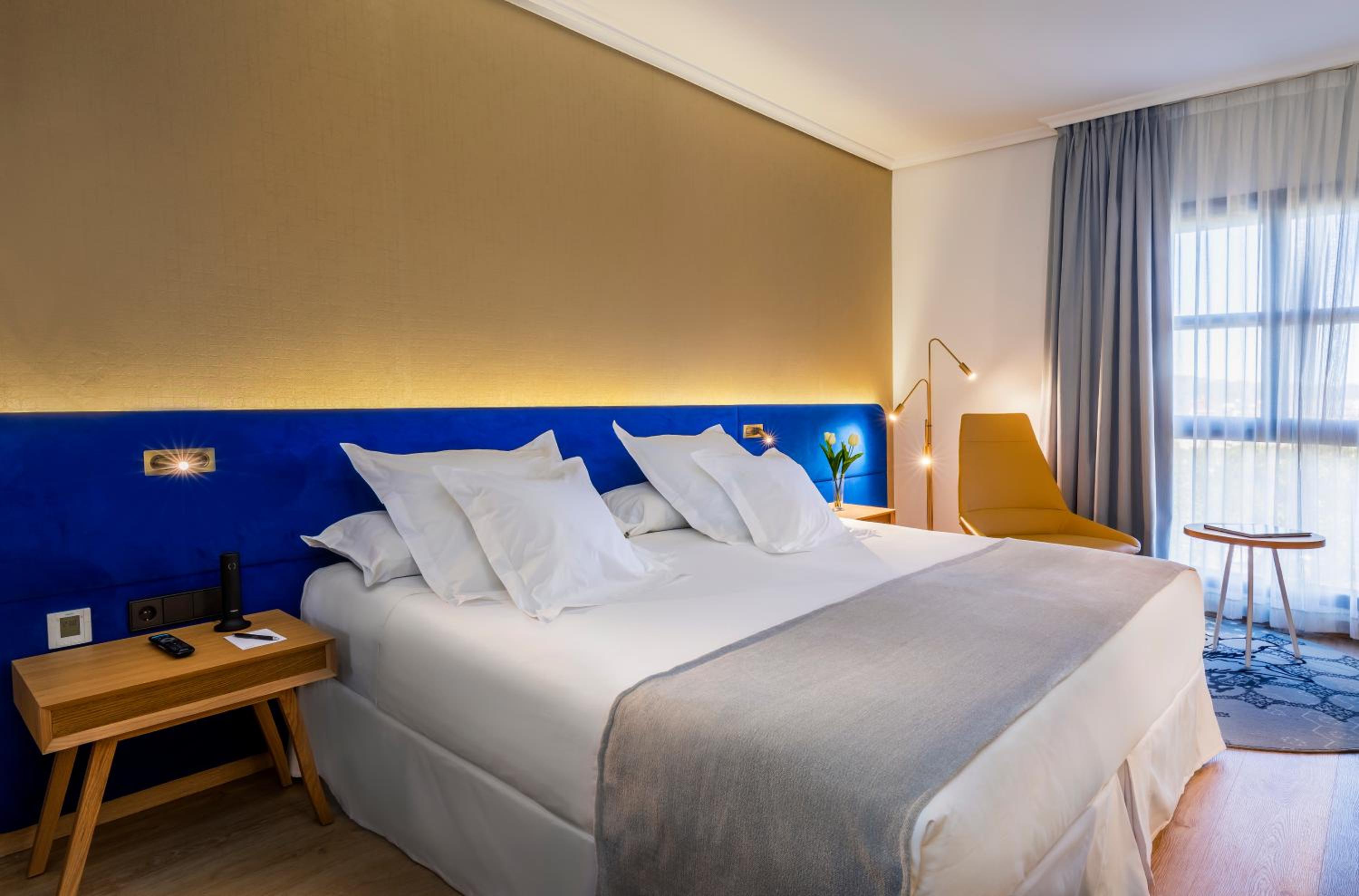Deluxe Double Or Twin Room (1 Adult) - Photo 2