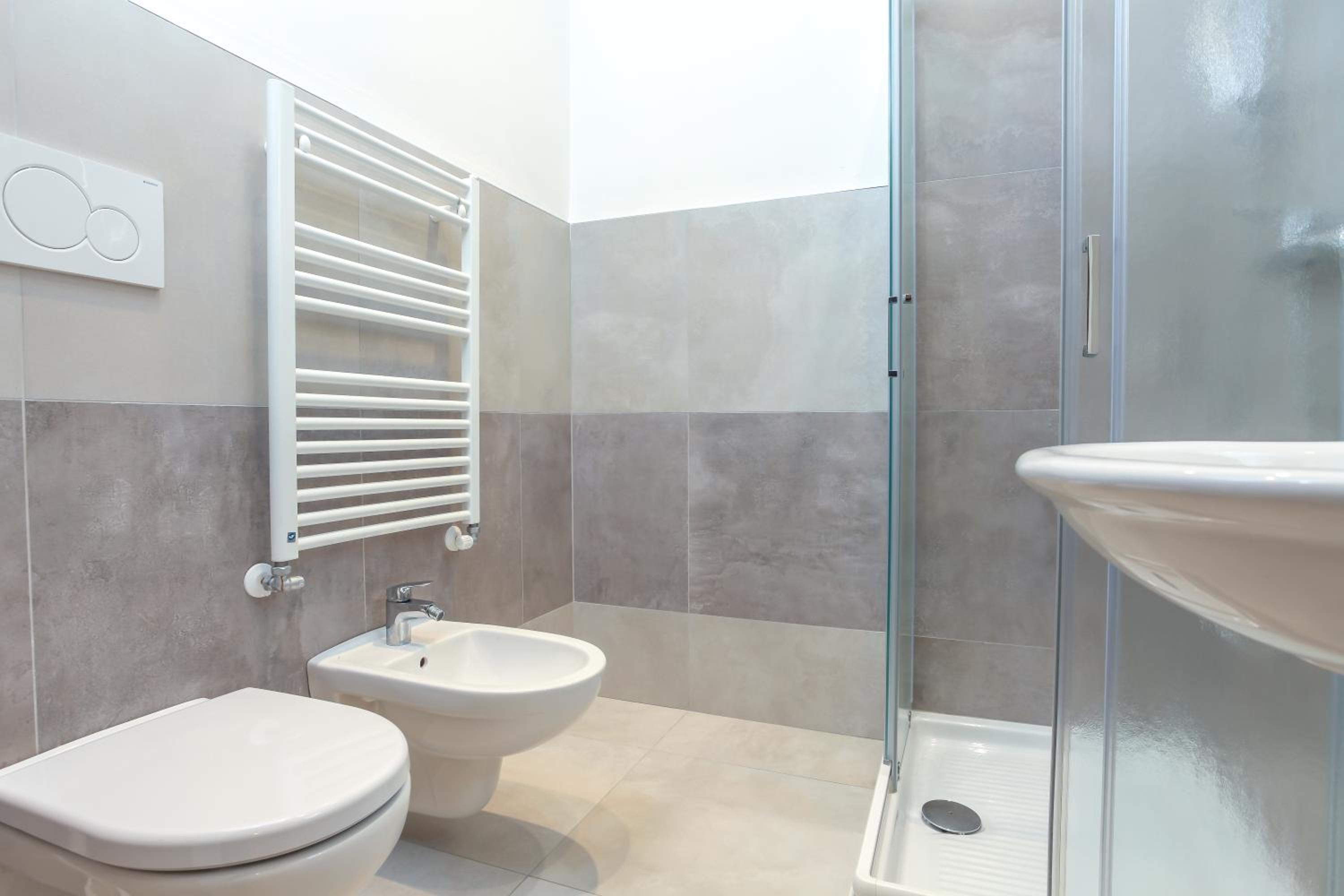 Double Room - Photo 4