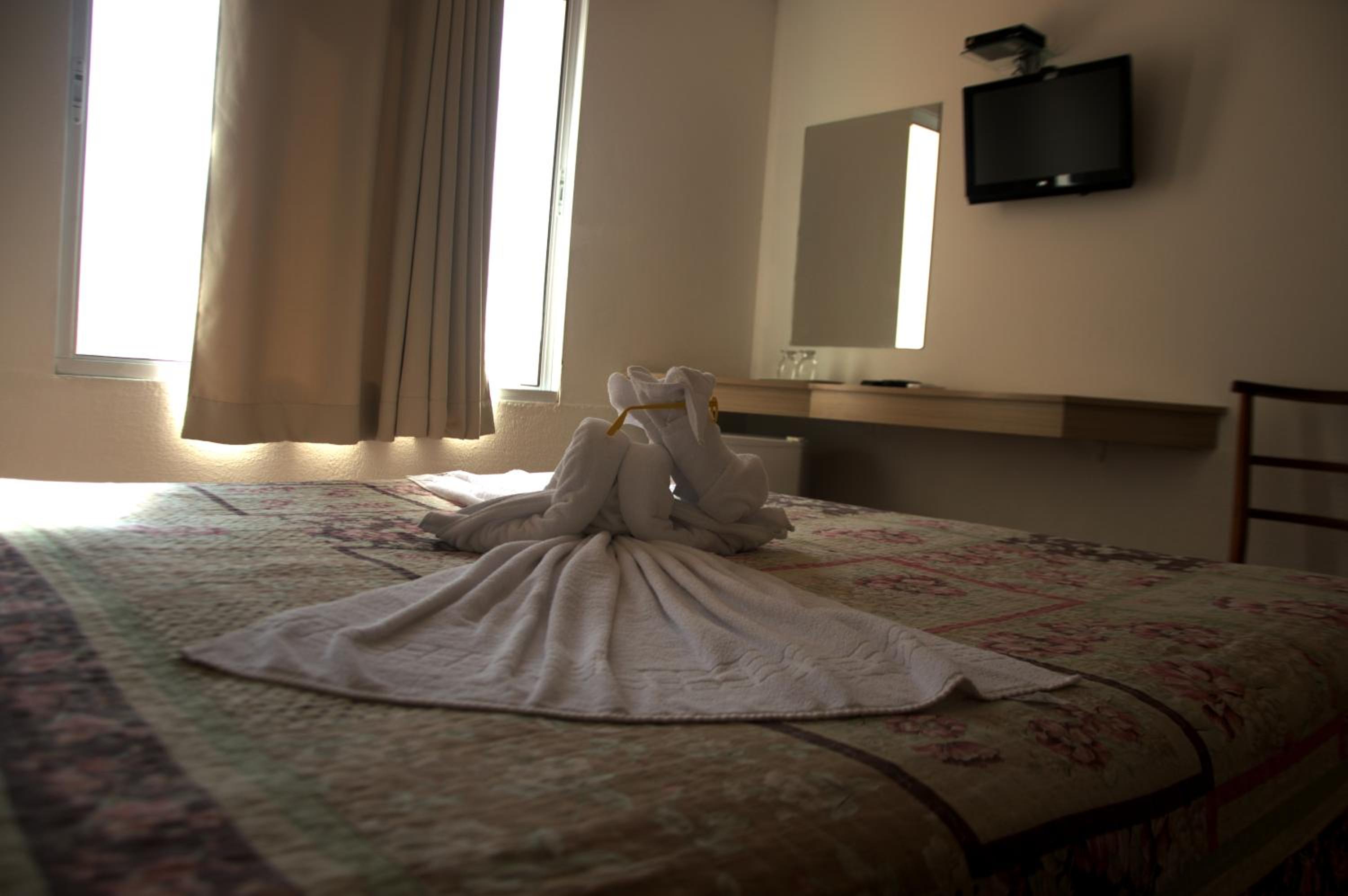 Single Room with Private Bathroom photo 1