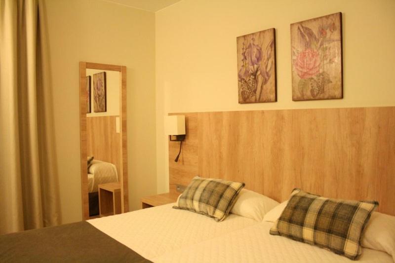 Habitación Doble Estándar o con Dos Camas Individuales.