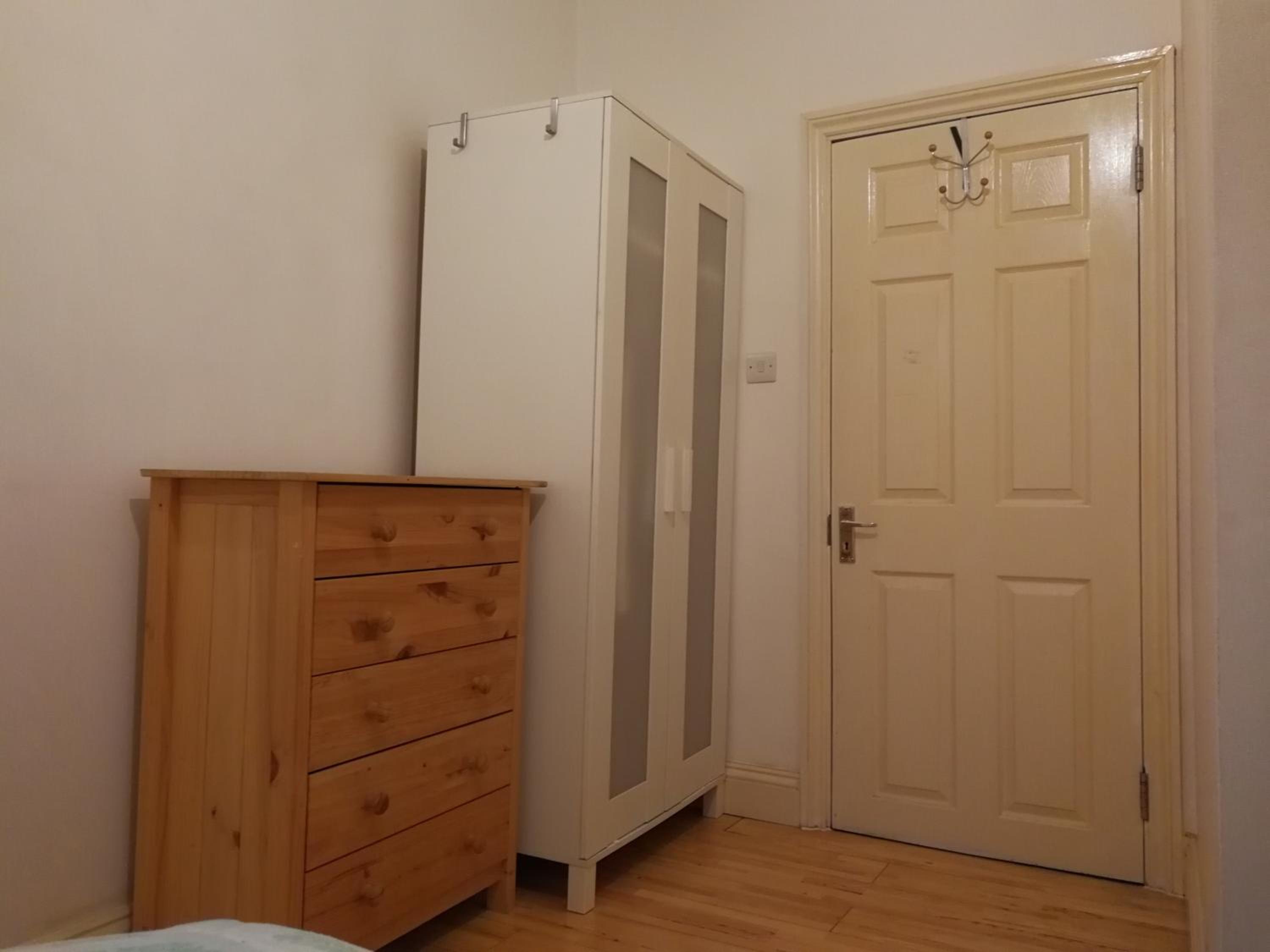 Small Double Room photo 1