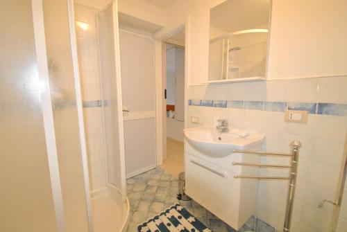 Maisonette photo 1