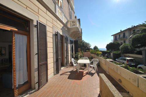 Maisonette photo 3