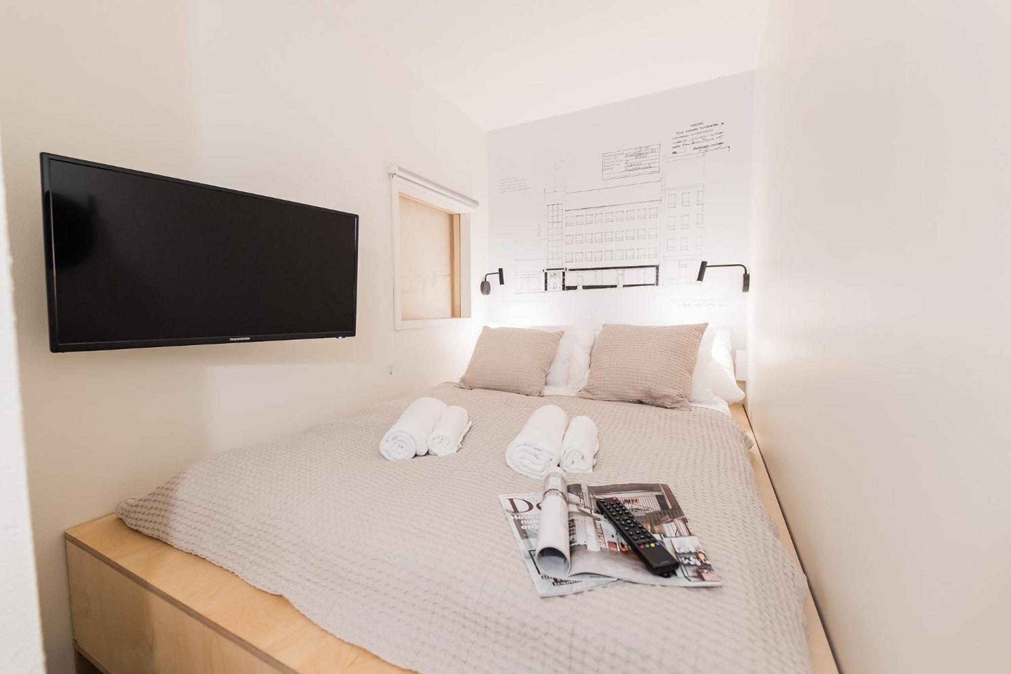 Small Double Room with Shared Bathroom- No Window photo 1