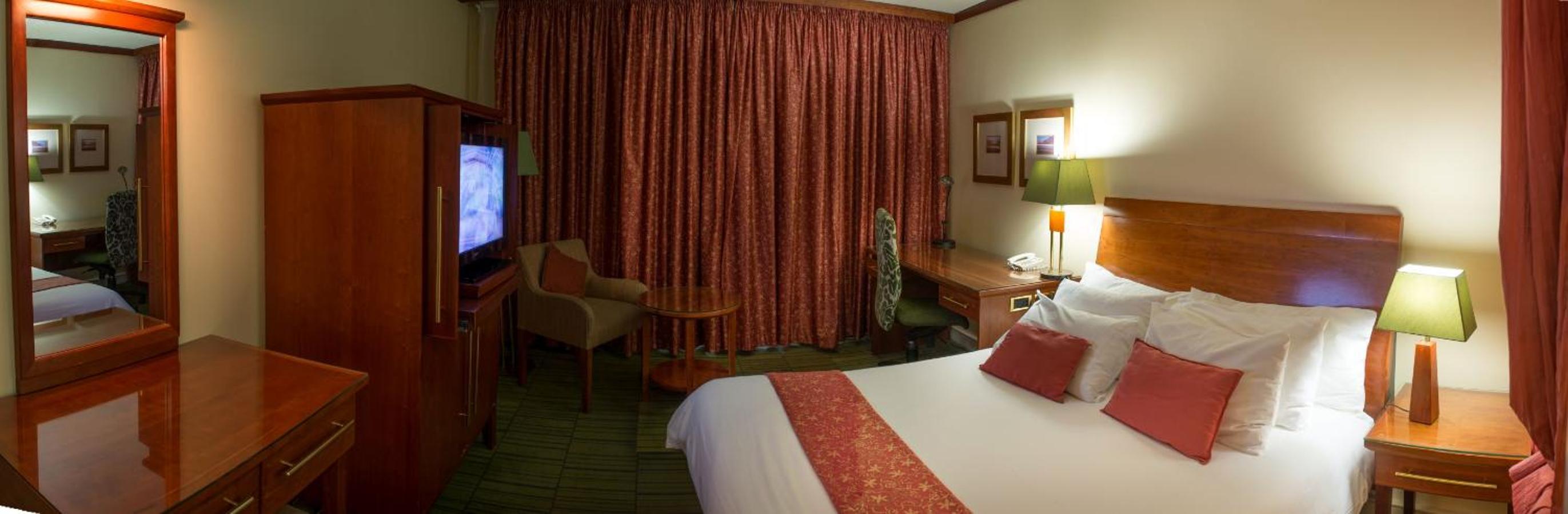 Superior Queen Room