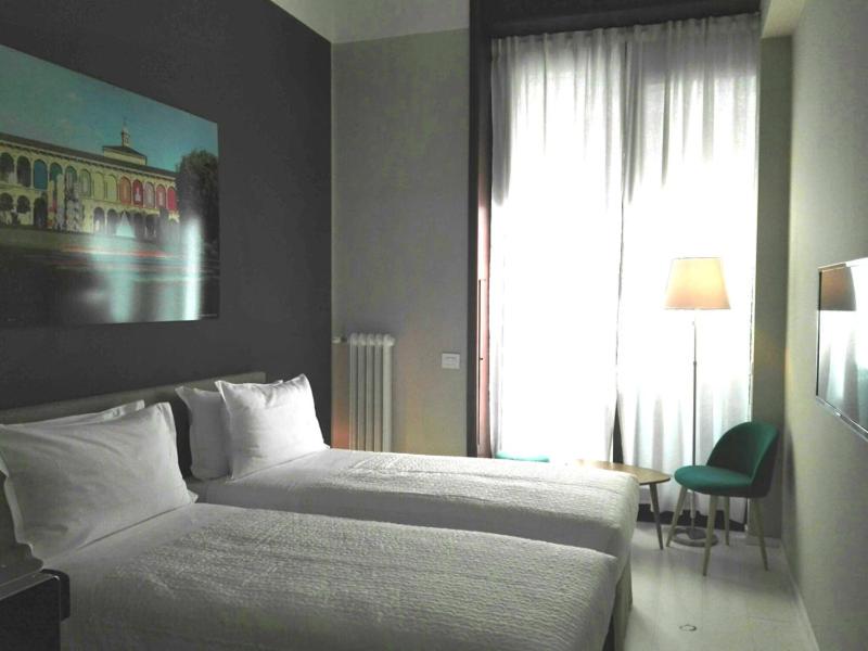 Double or Twin Room with Balcony