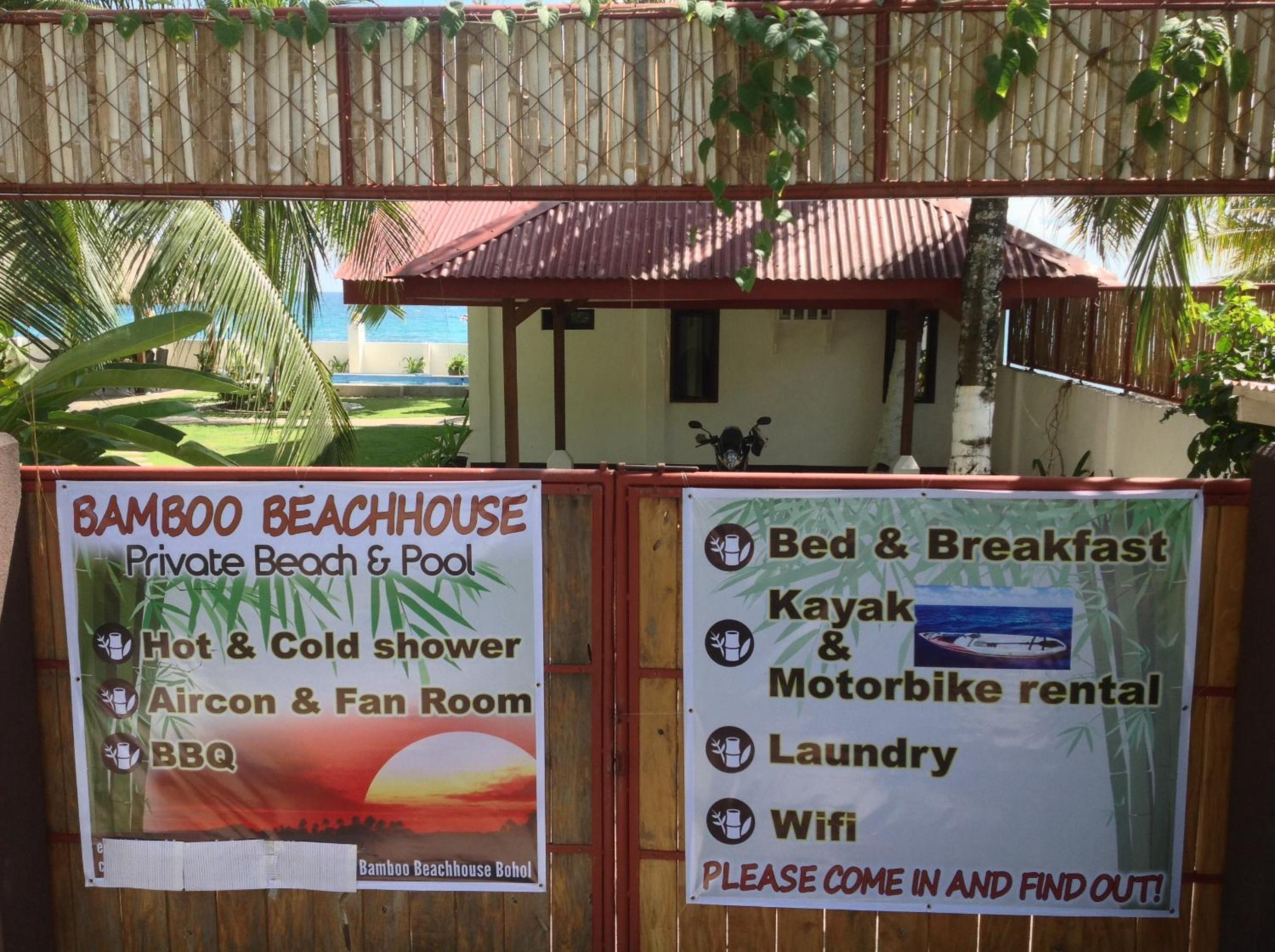 4-Bed Dormitory Room With Sea View photo 3