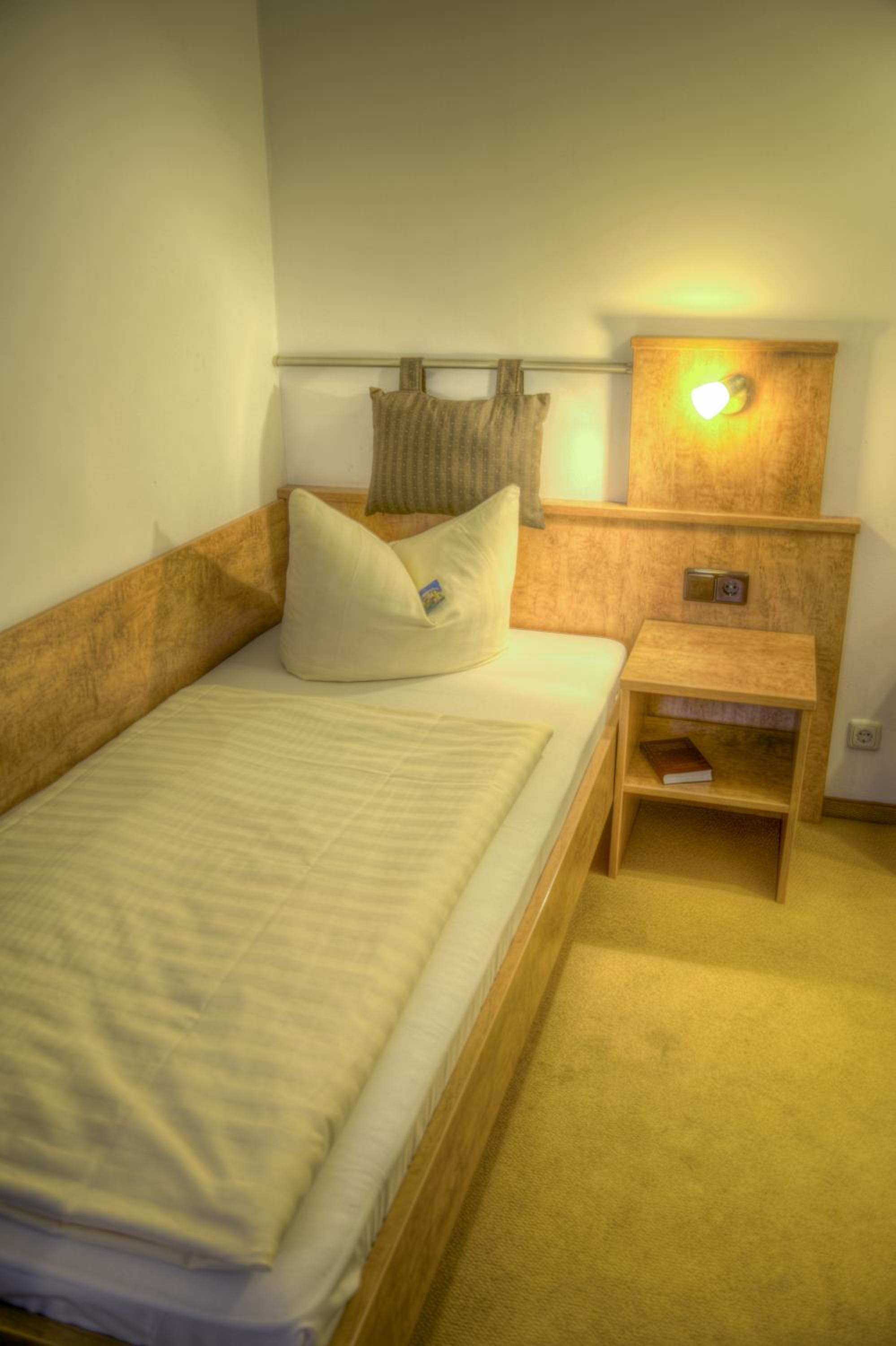 Single Room photo 2