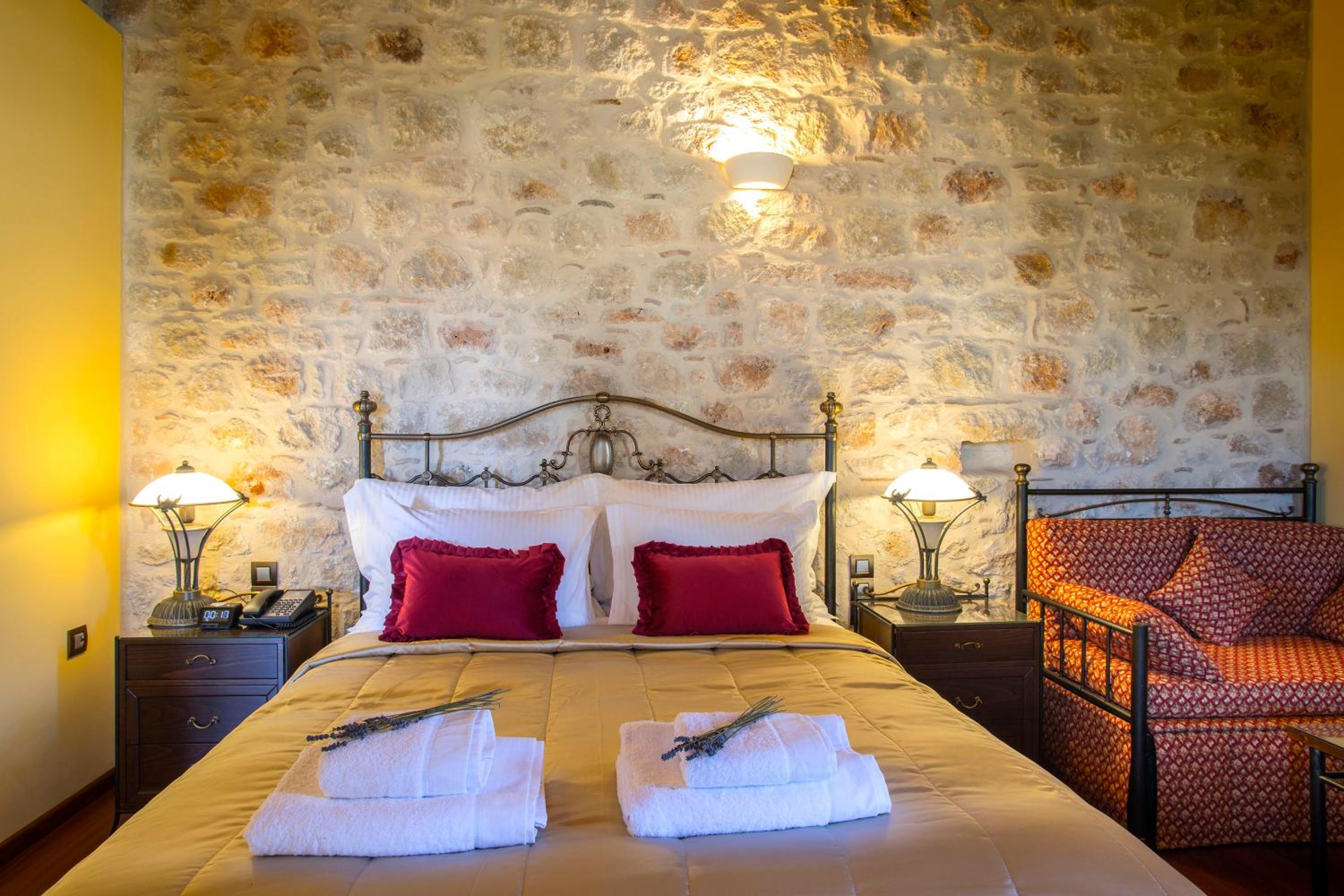 Standard Double Room - Photo 4