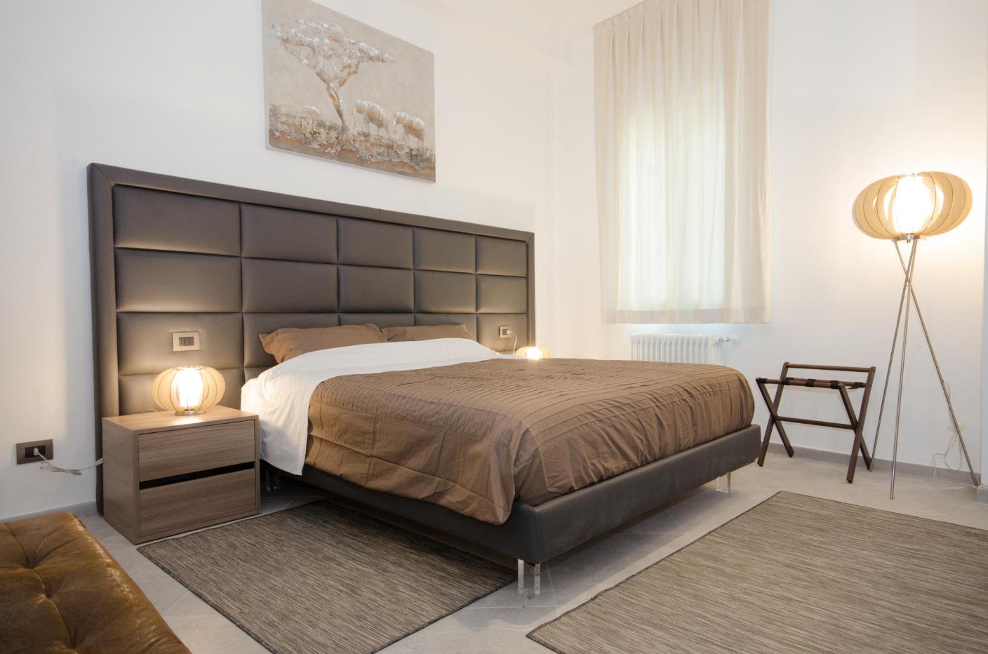 Large Double or Twin Room photo 2