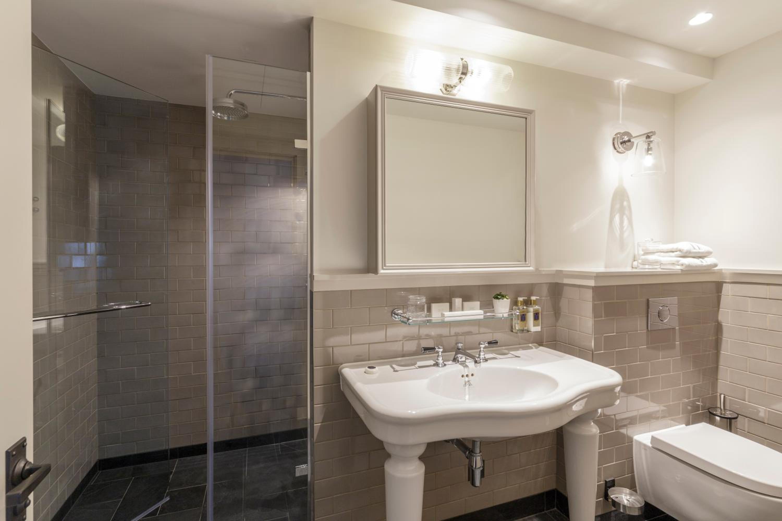 Premium Double Room photo 2