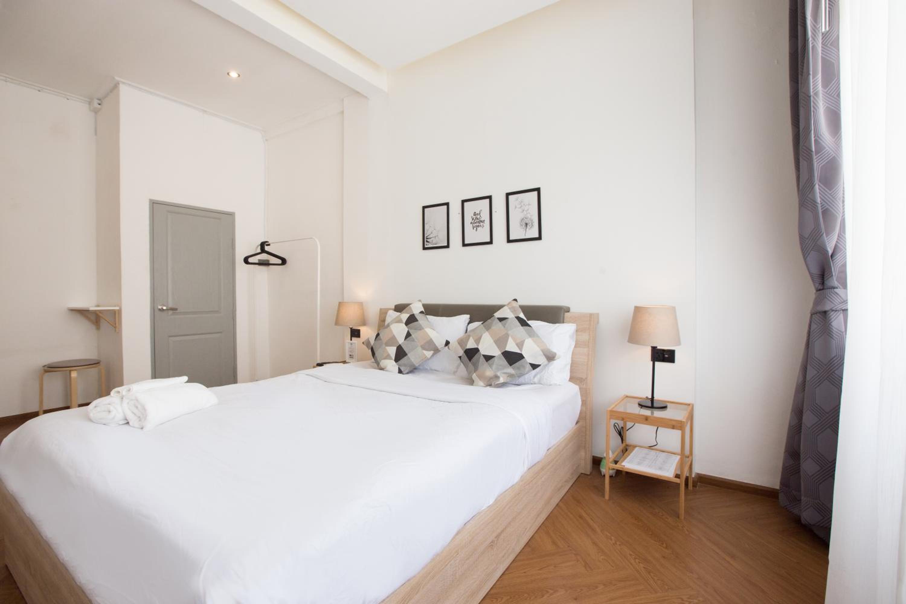 Deluxe Double Room With Private Bathroom photo 2