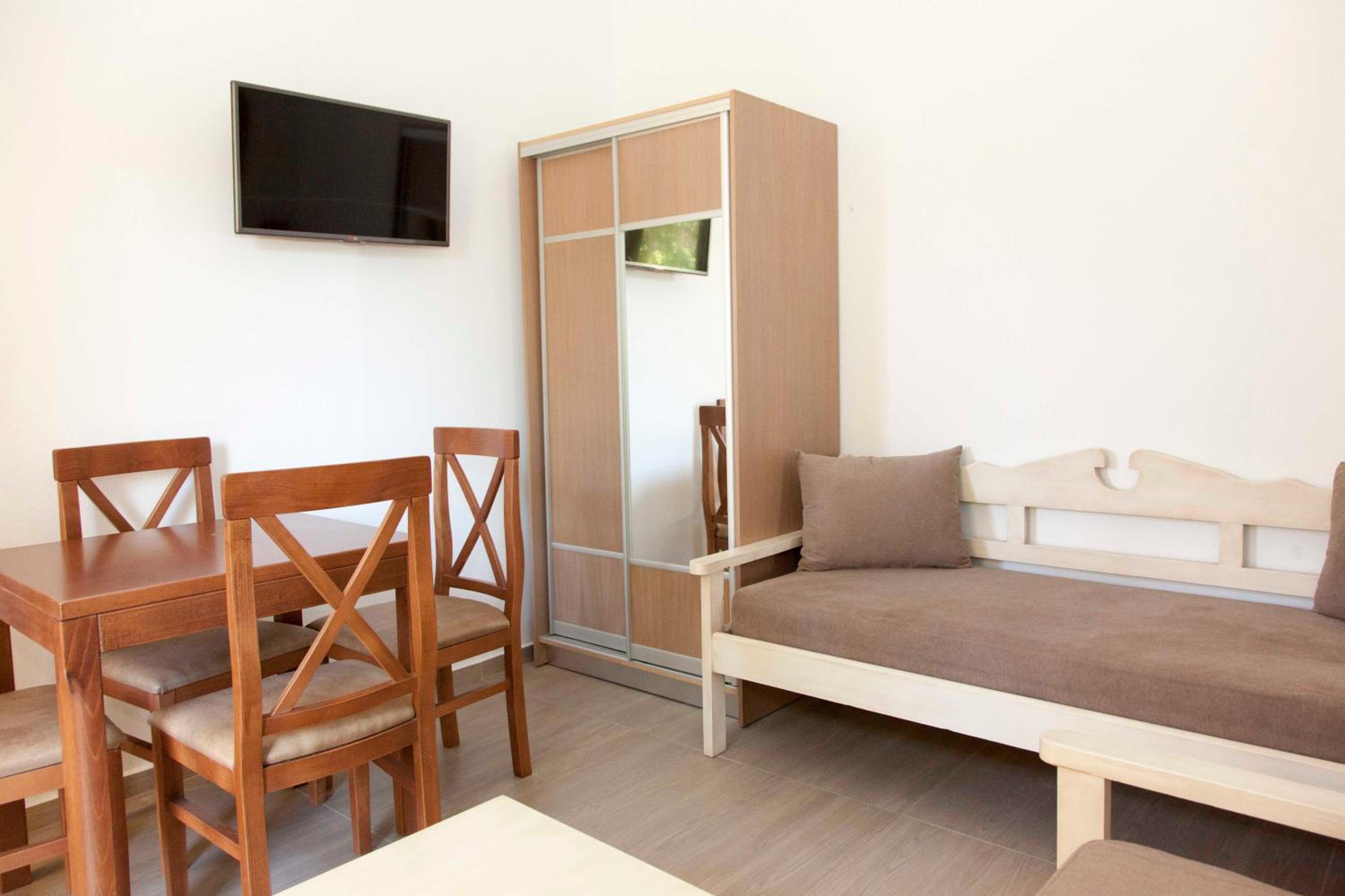 Apartment - Photo 112