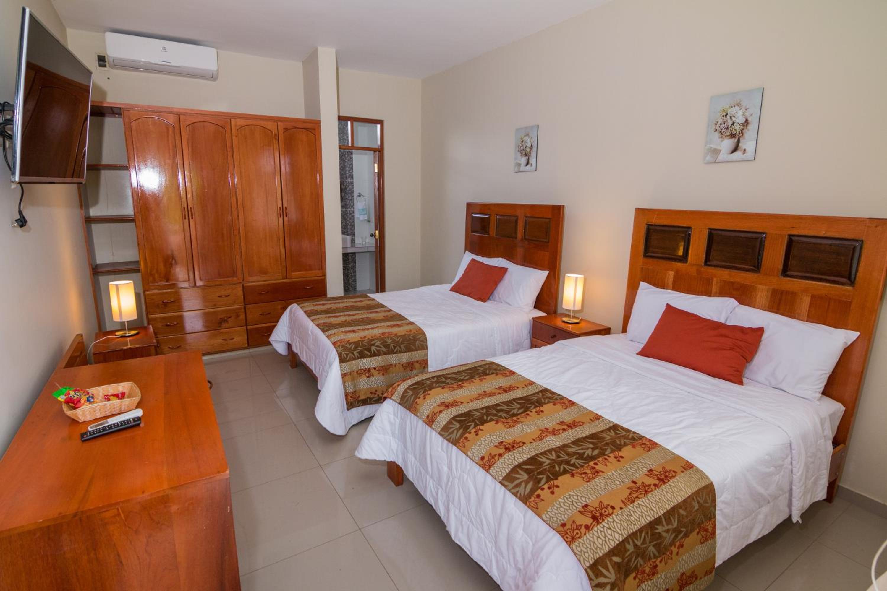 Double Room with Two Double Beds photo 2