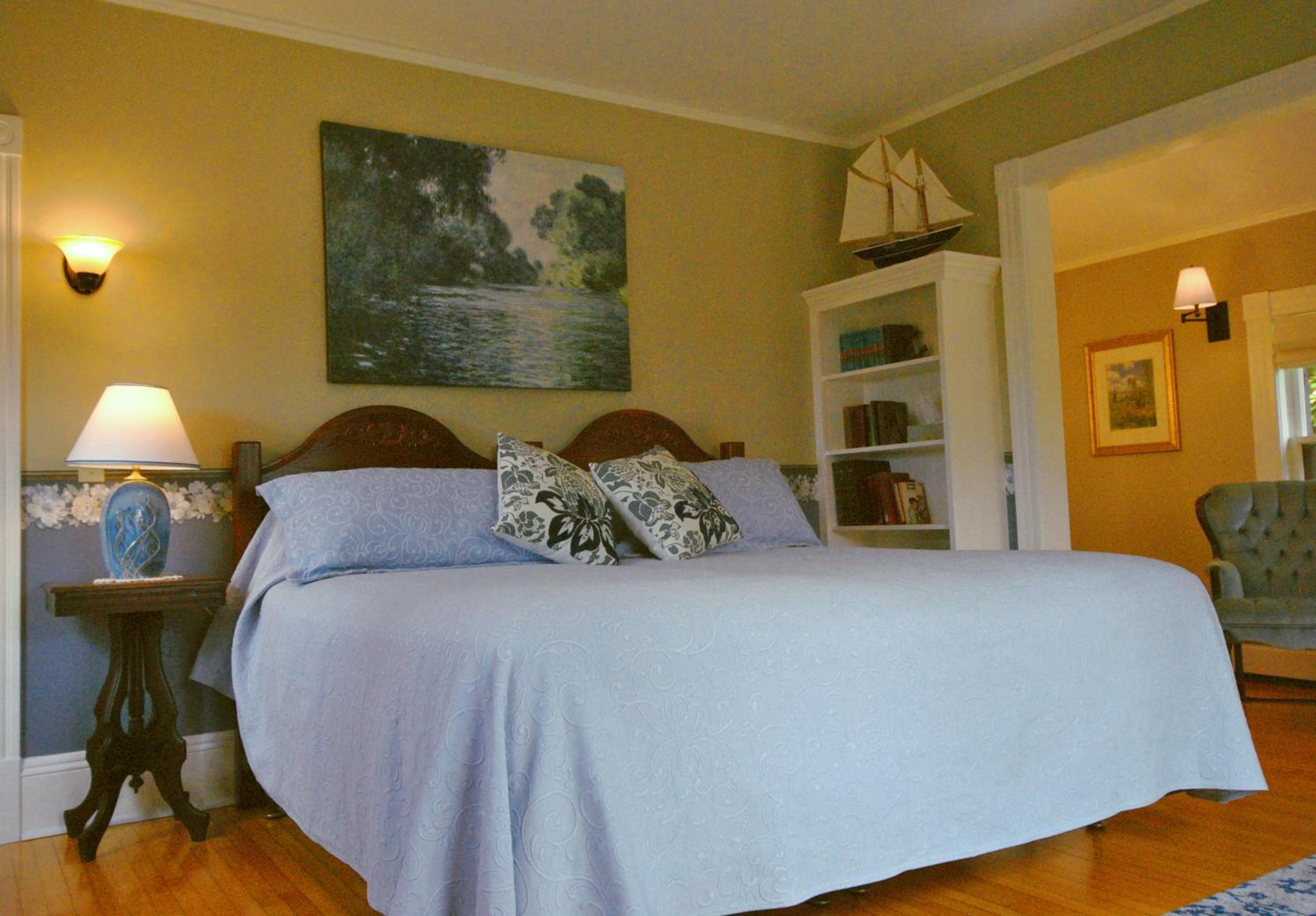 King Suite - Van Fleet Suite photo 1