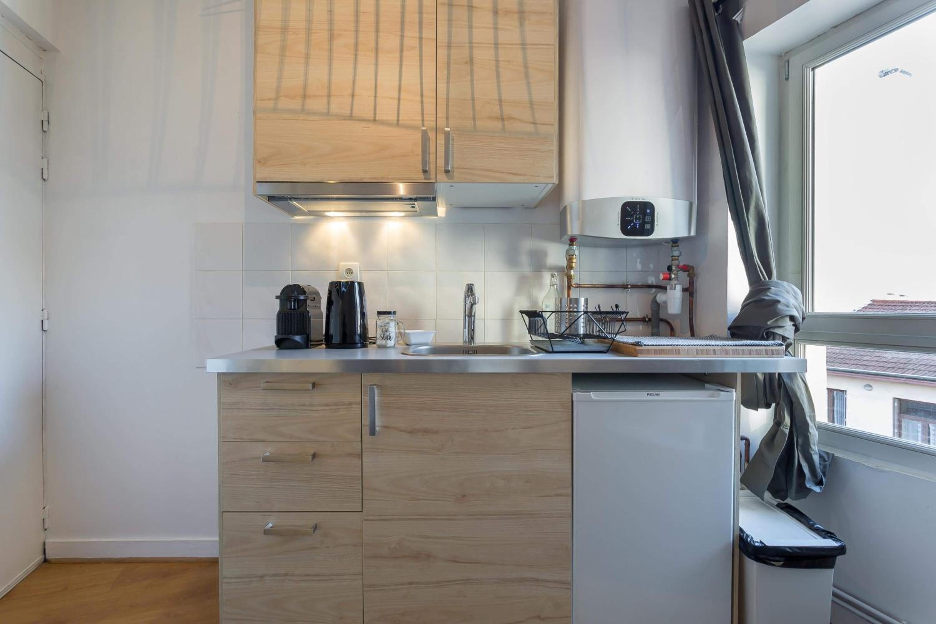 One-Bedroom Apartment - Photo 13