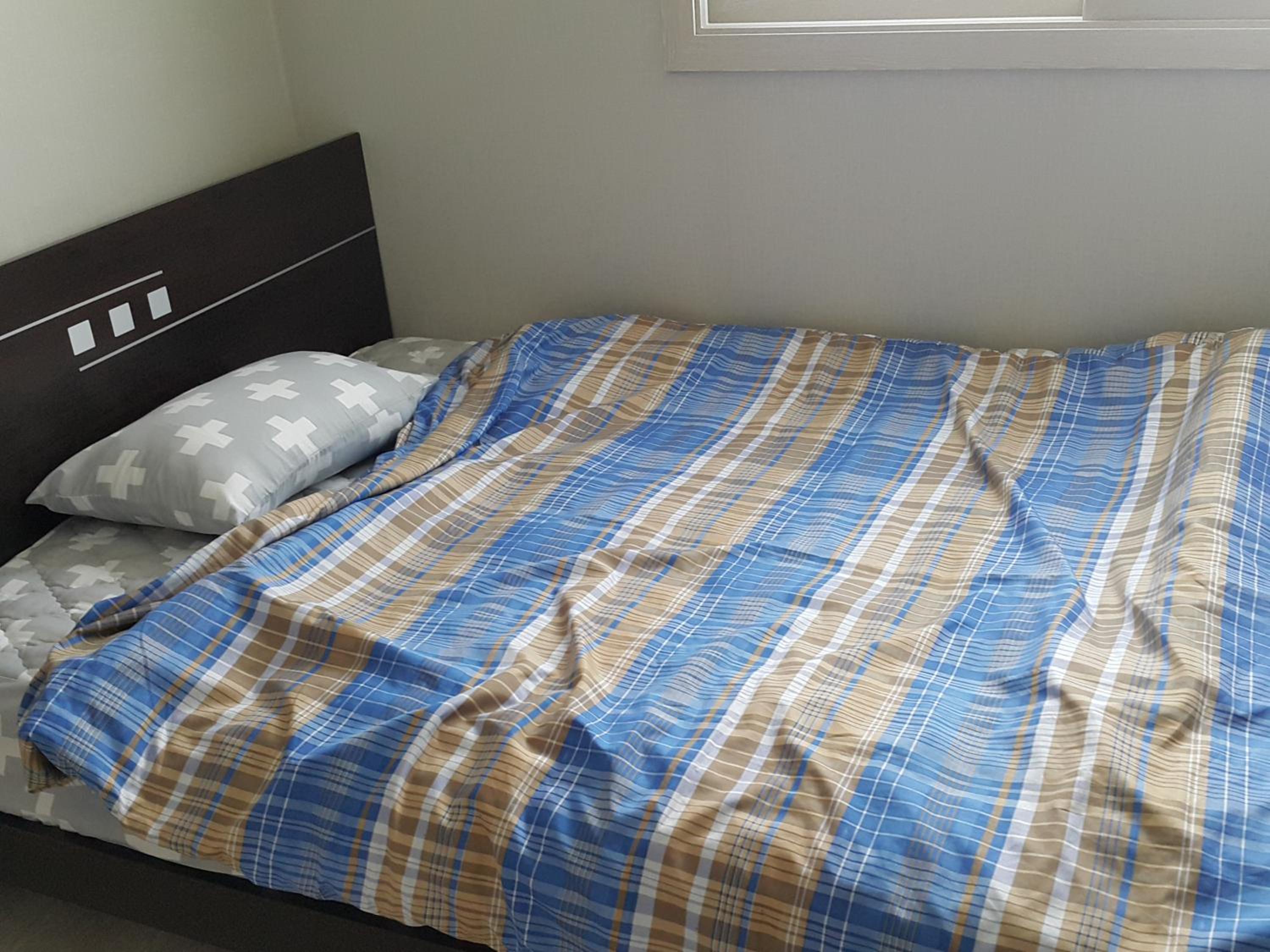 Small Single Room photo 2