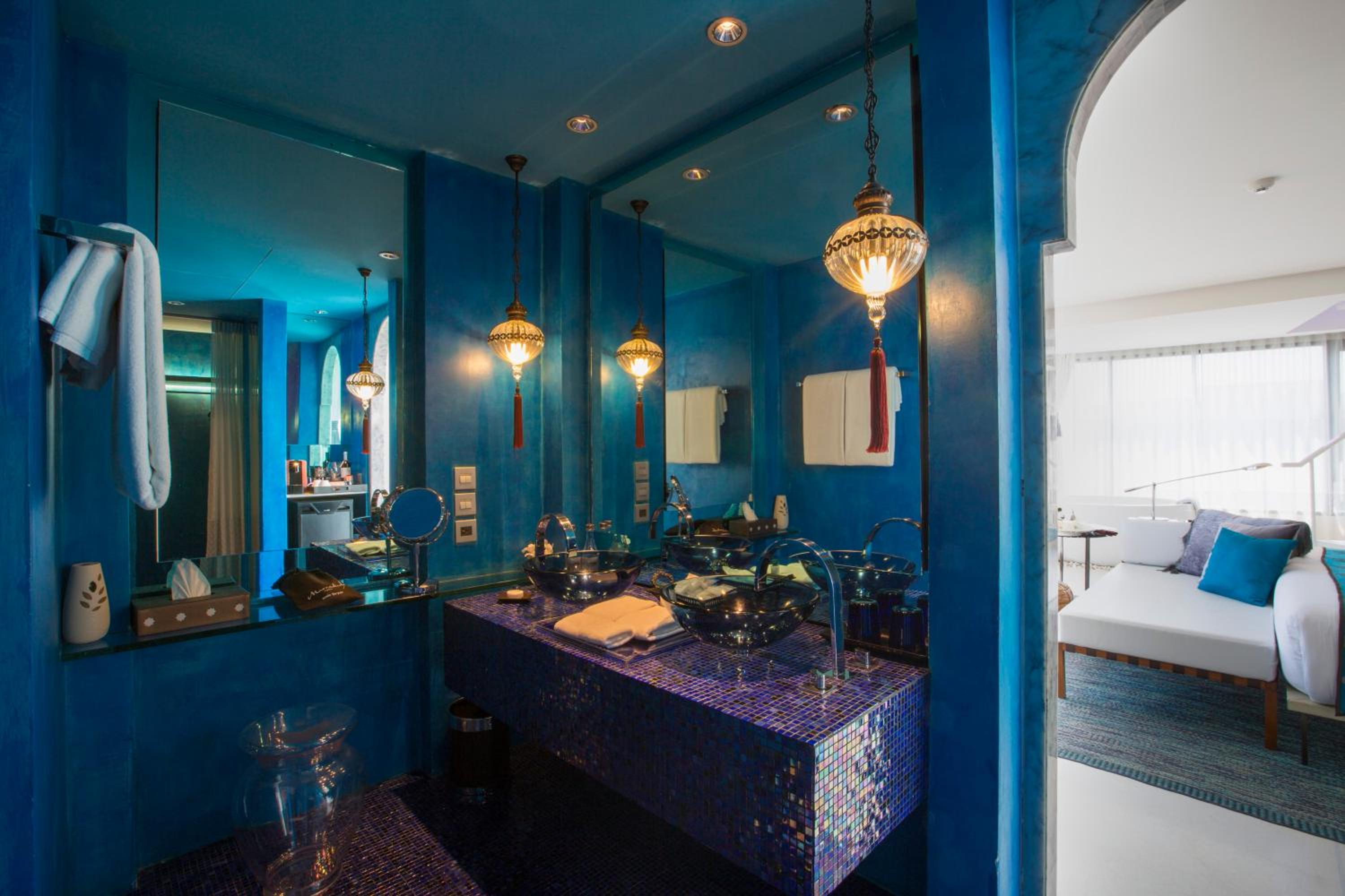 Celestial Suite In-Bedroom Jacuzzi - Photo 7