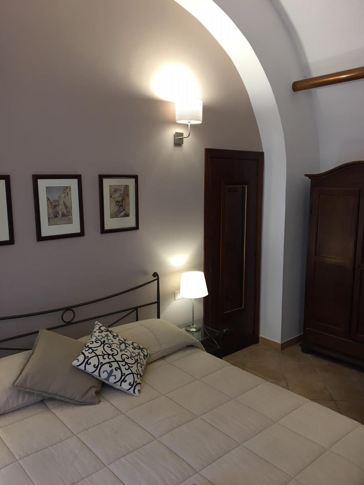 Standard Double Room photo 2