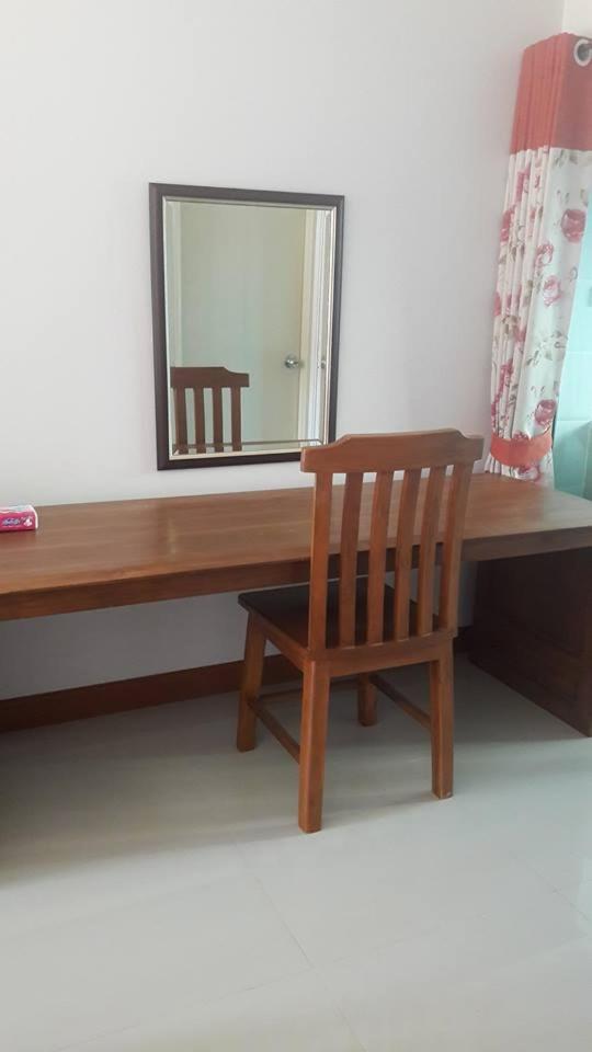 Large Double Room - Photo 3