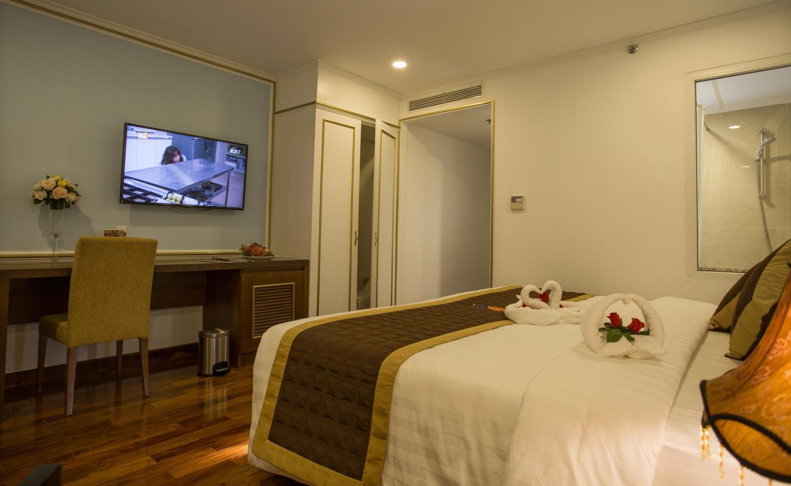 Superior Double Room (No Window) photo 3
