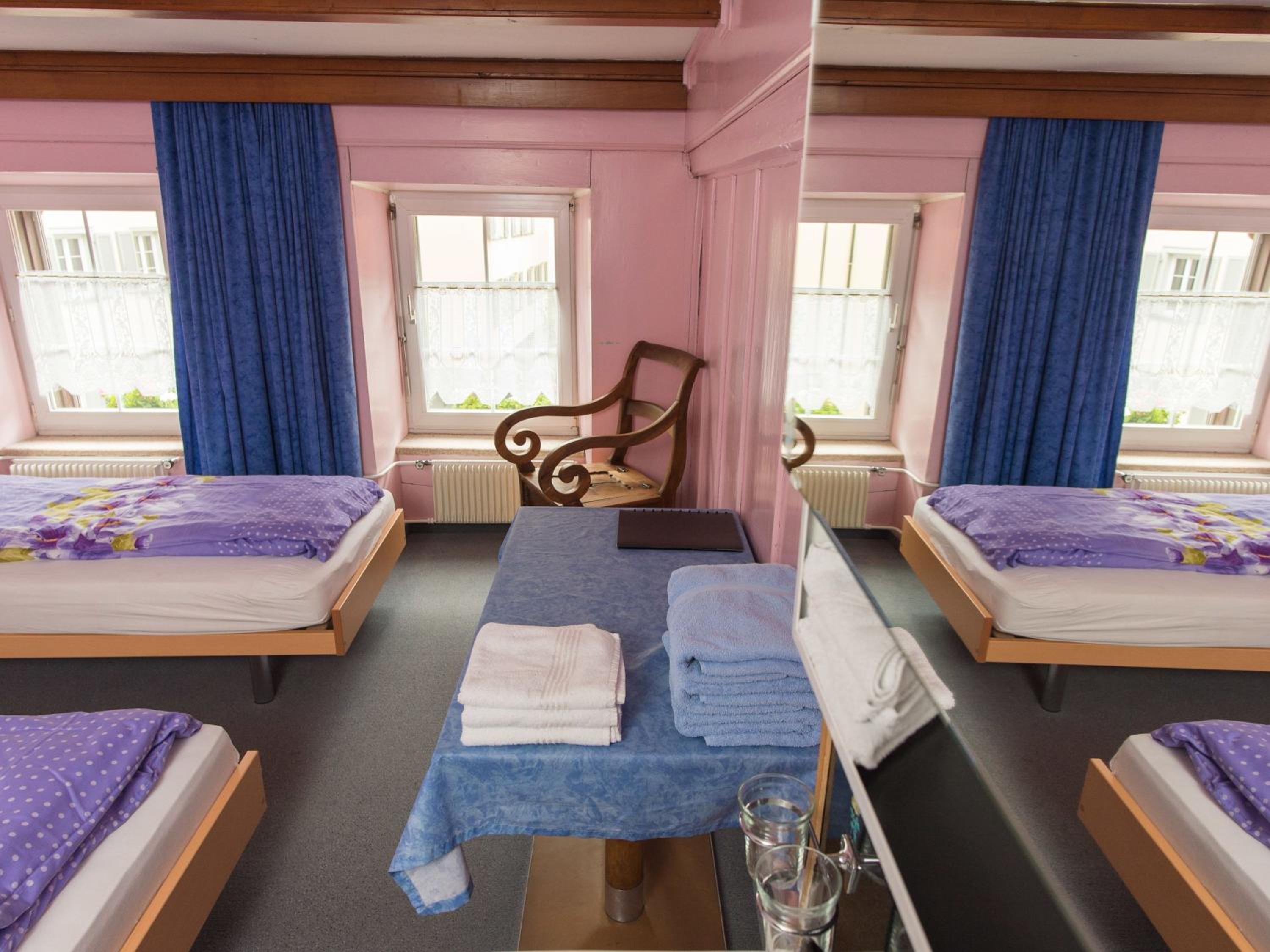 Triple Room with Shared Bathroom photo 2