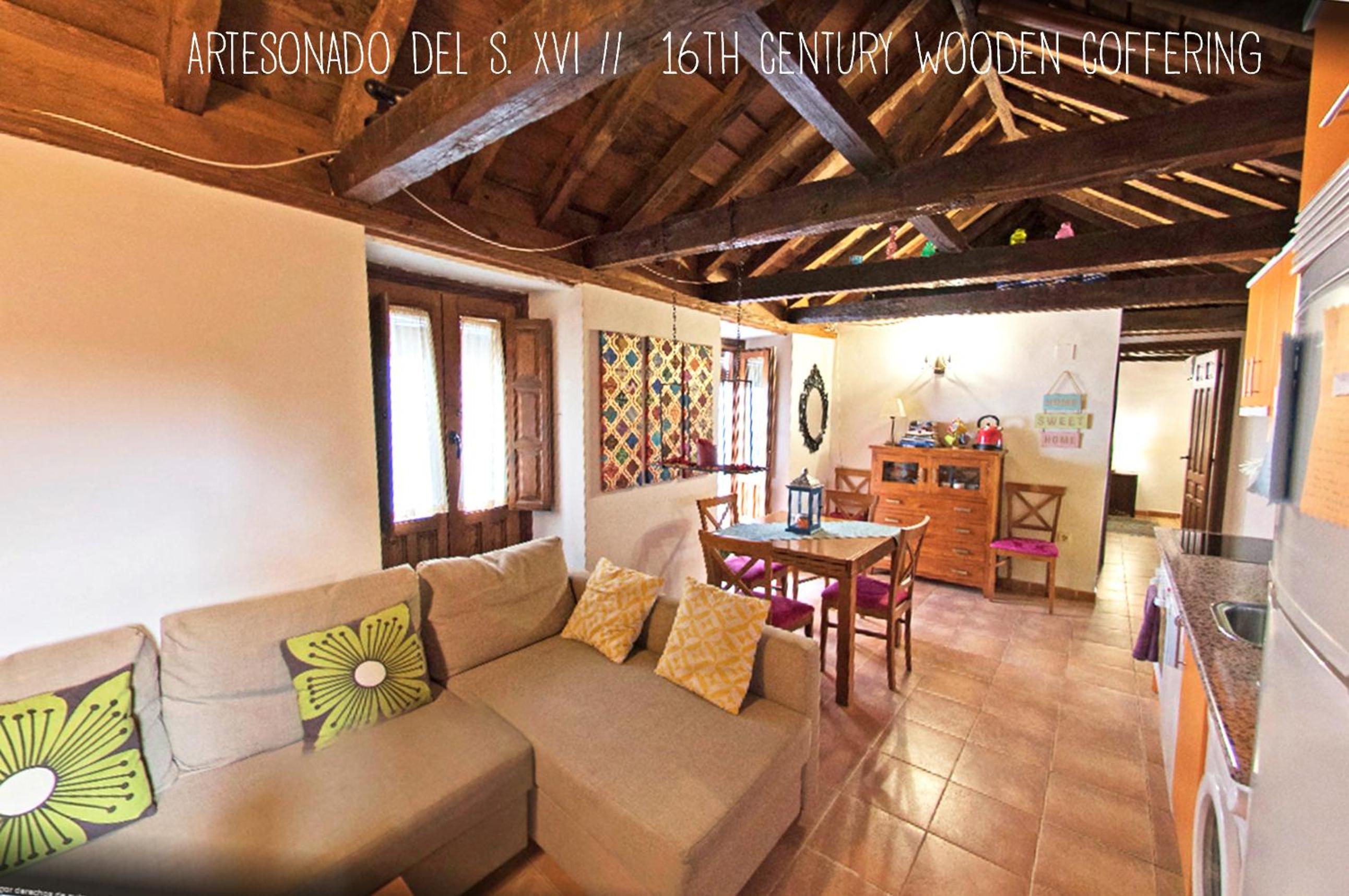 Apartment with Terrace - Photo 48