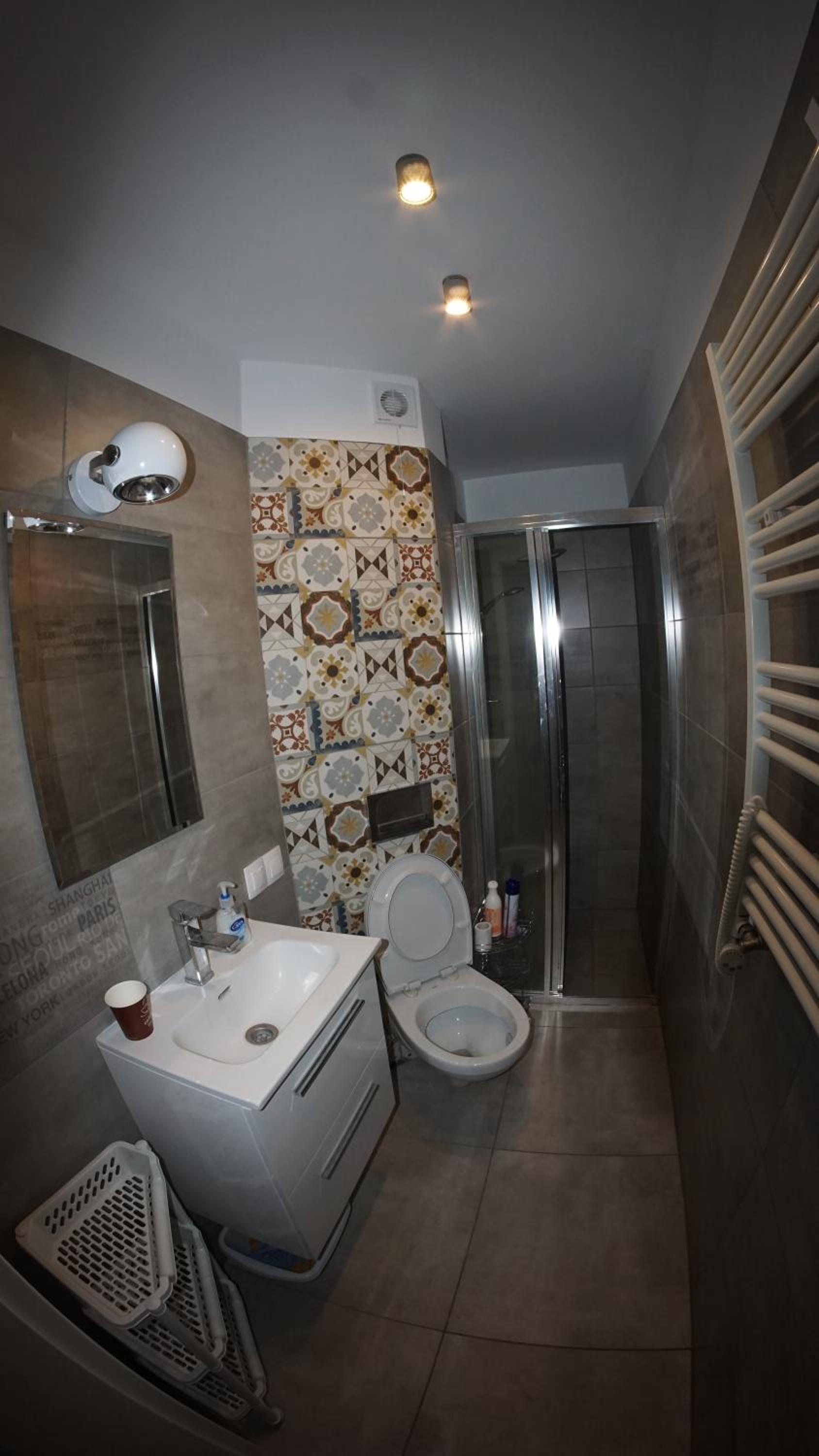 Three-Bedroom Apartment - Photo 3