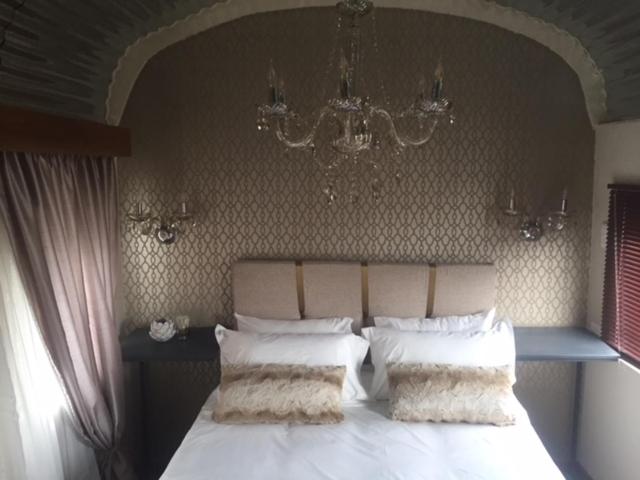 Standard Double Room photo 3