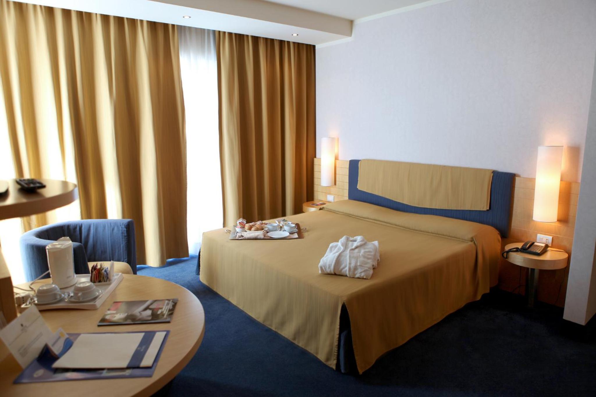 Standard Double Room - Photo 1