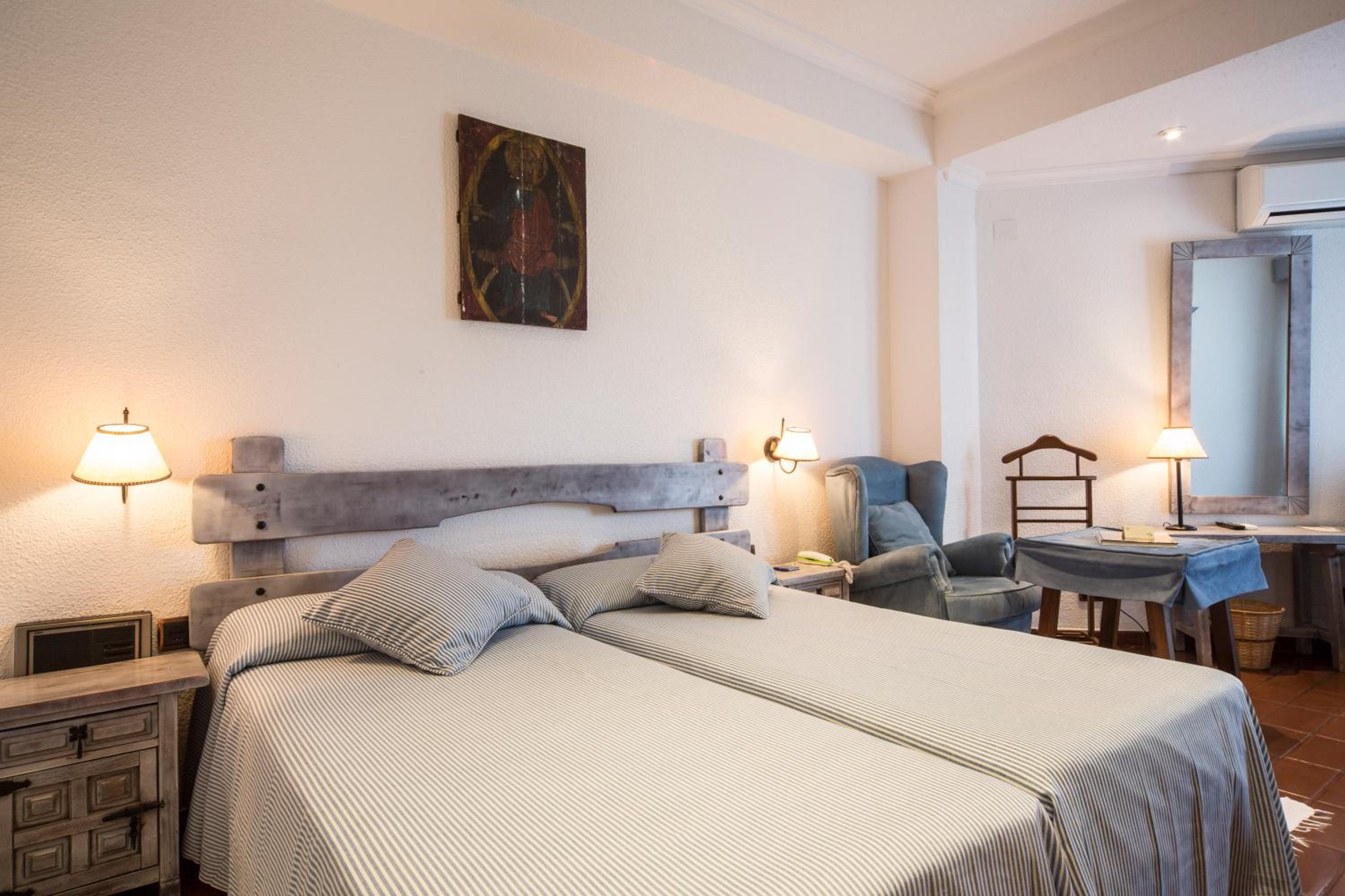 Economy Twin Room Ground Floor
