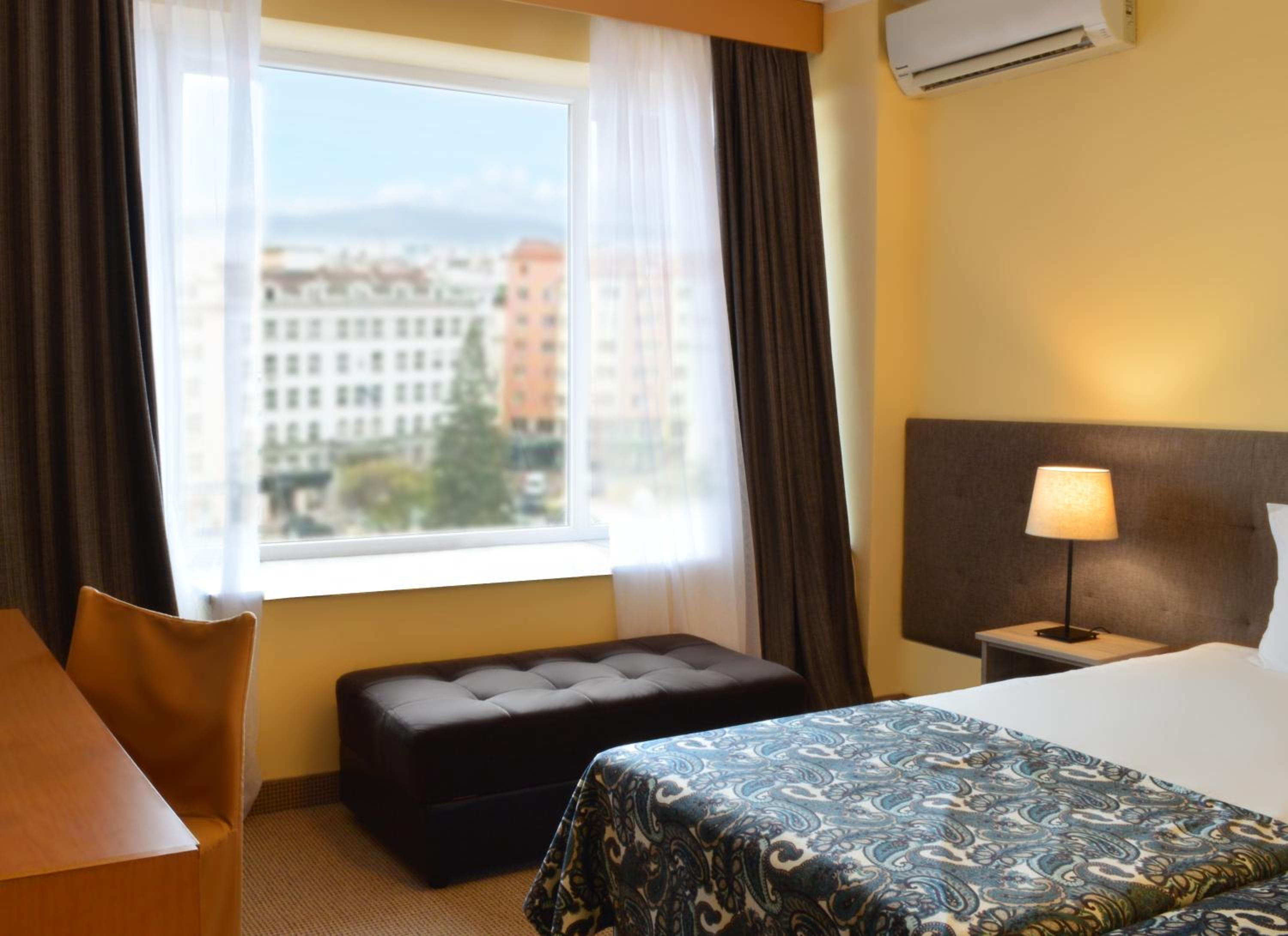 Economy Twin Room - Not Renovated